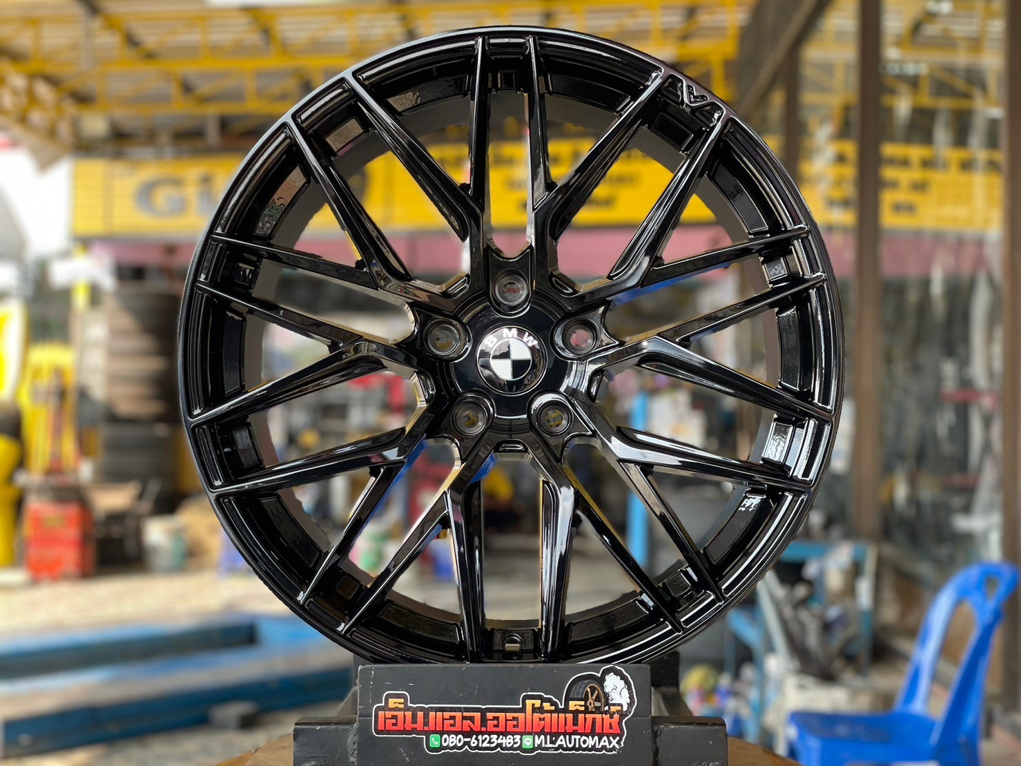 ล้อแม็กซ์ Vorsteiner (MF-1202) ขอบ 19นิ้ว สีดำเงา ล้อหน้า 8.5-19นิ้ว 5รู120 Offset38 CB72.6 ล้อหลัง 9.5-19นิ้ว 5รู120 Offset38 CB72.6