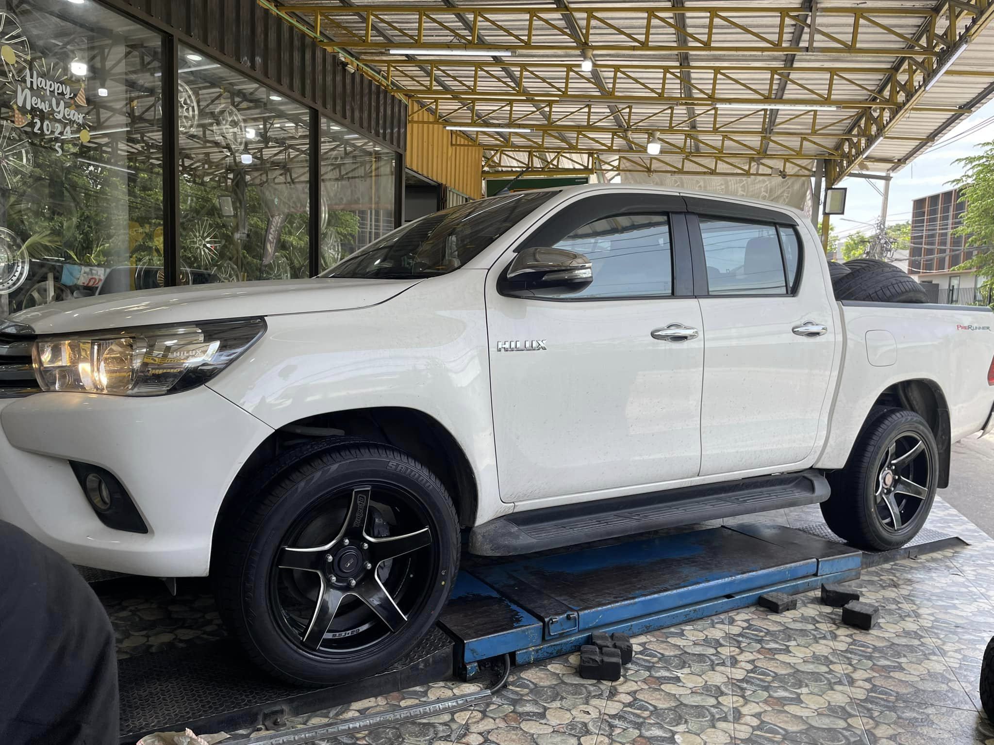 🚘 #TOYOTA_REVO 🛞#OTANI #SA1000 265/50R20