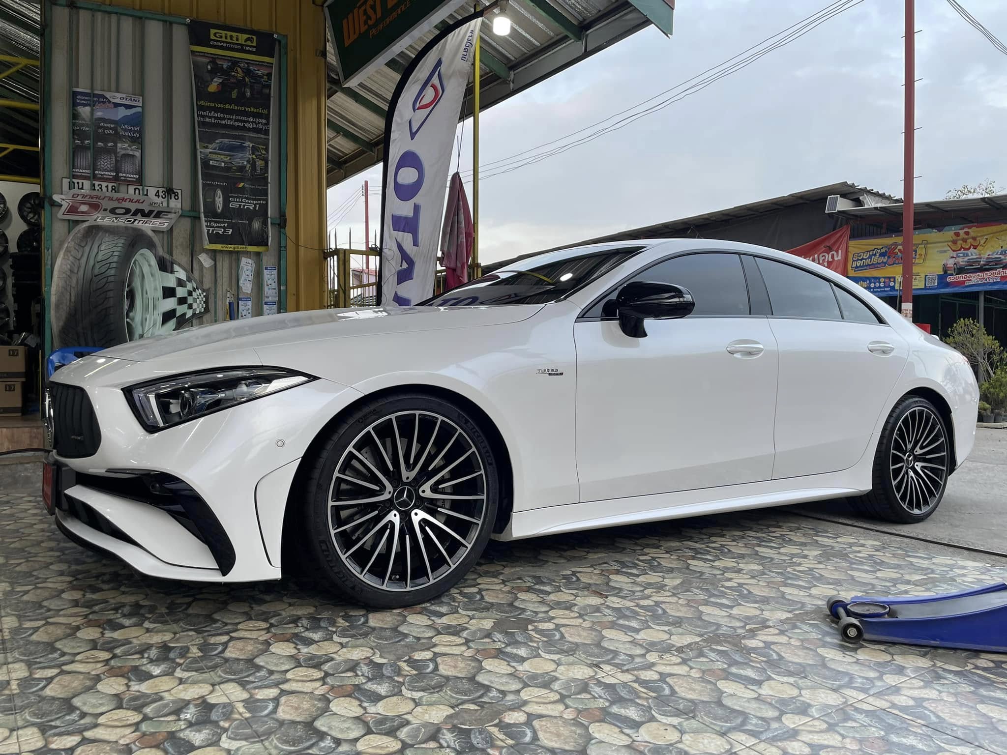 🛞 #Mercedes_#BENZ_CLS53 🚘เปลี่ยนยาง 🛞🐘#MICHELIN #PILOT SPORT4S 245/35R20