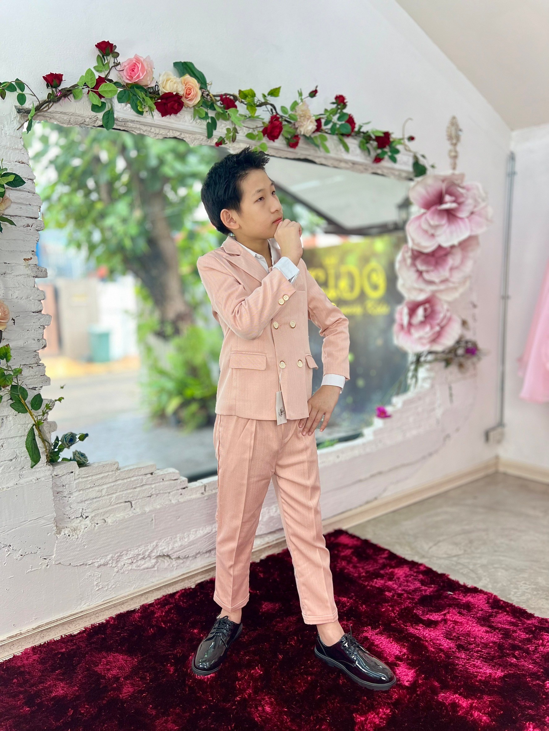 สูทเด็กผู้ชาย(หน้าร้านอยู่รัชดา ลองได้ถ่ายรูปจากชุดจริง)S172 สีชมพู เซ็ตสูท5ชิ้น สูท เสื้อเชิ้ต กั๊ก กางเกง หูกระต่าย