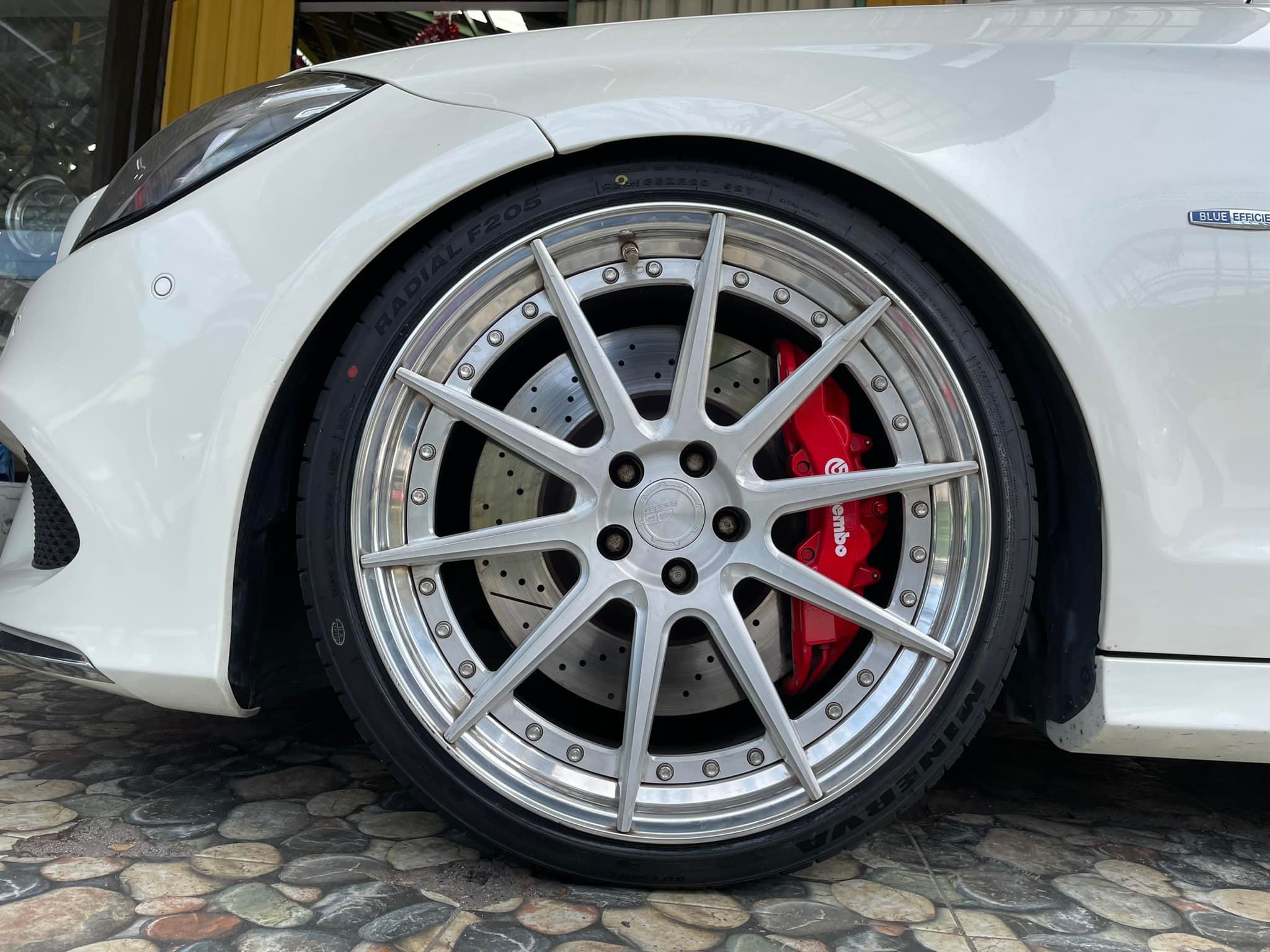 MINERVA F205 235/35R20 MINERVA F205 265/30R20