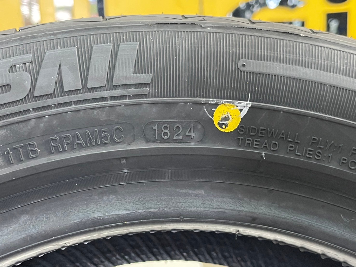 ยางแลนด์เซล Landsail_LS388 195/55R15 ยางใหม่ปี2024 Made in thailand ยางไทย นุ่ม เงียบ เกาะถนน รีดน้ำดี ราคาคุ้มค่า