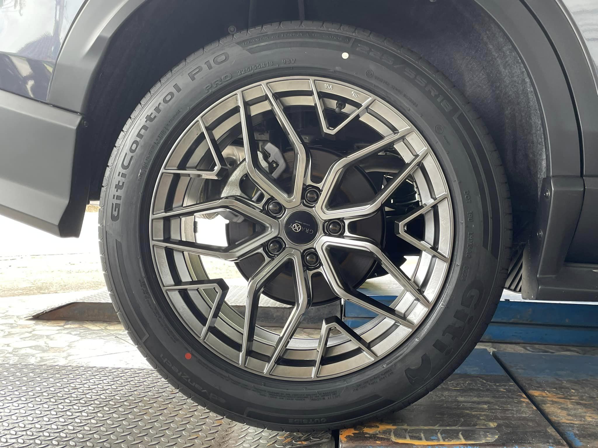 สวยลงตัวราคาเกินคุ้ม #HONDA_HRV🛞 #GITI_CONTROL P10 225/55R18 #ล้อแม็กซ์ใหม่ HOF RACING GRAXY XO1 18X8.5 ET35 5X114.3