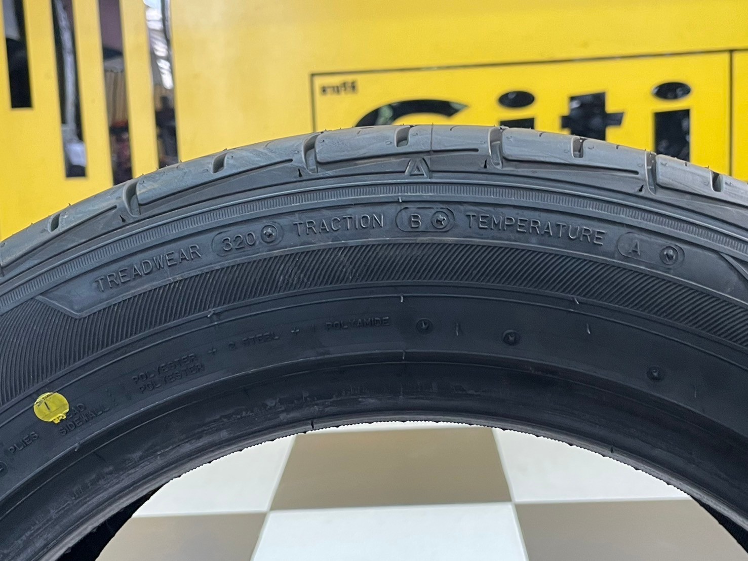ยางใหม่ Falken ZE914 205/55R16 ยางใหม่ปี2024