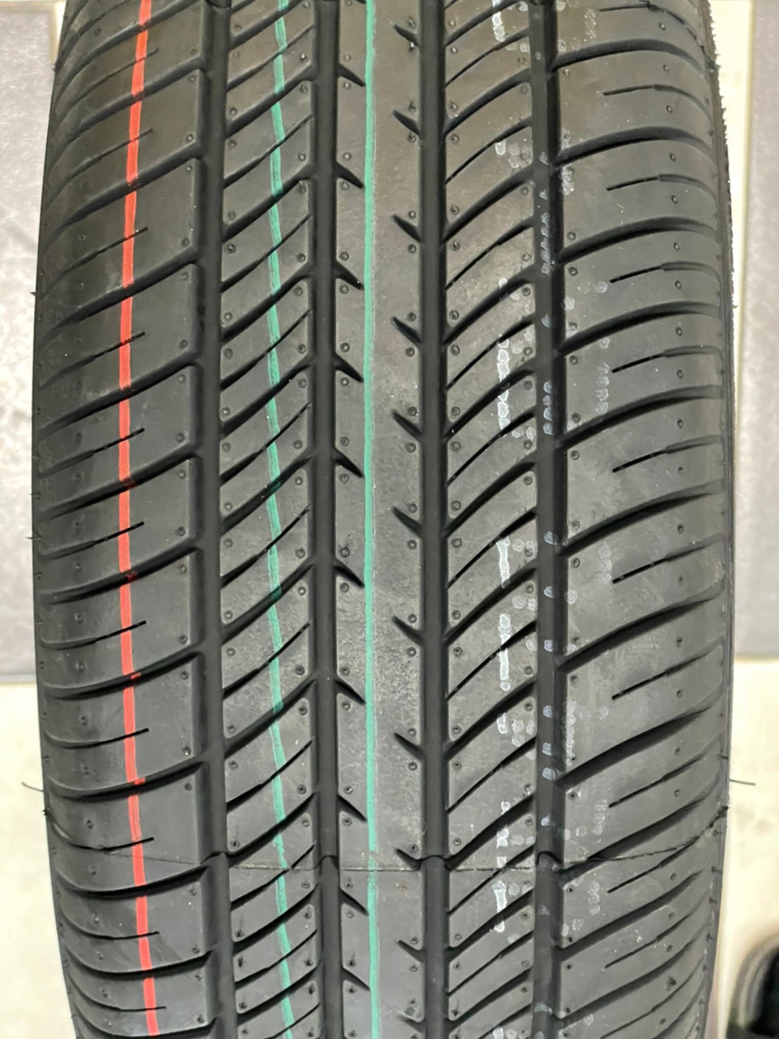 185/65R14 ยางใหม่Deestone R201 ยางใหม่ปี2022