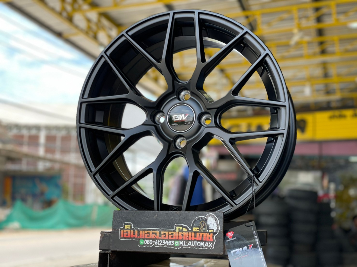 ล้อแม็กซ์ใหม่ขอบ16 BrightWheel กว้าง7 4รู100 ออฟ35 สีดำ ลายเขากวาง