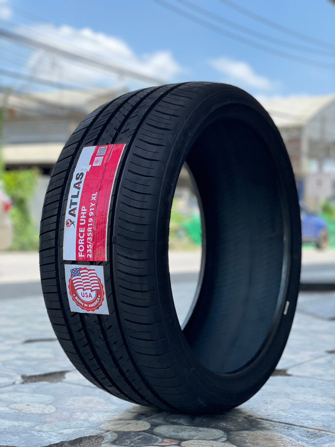 ATLAS FORCE UHP 235/35R19 ยางใหม่ปี2023