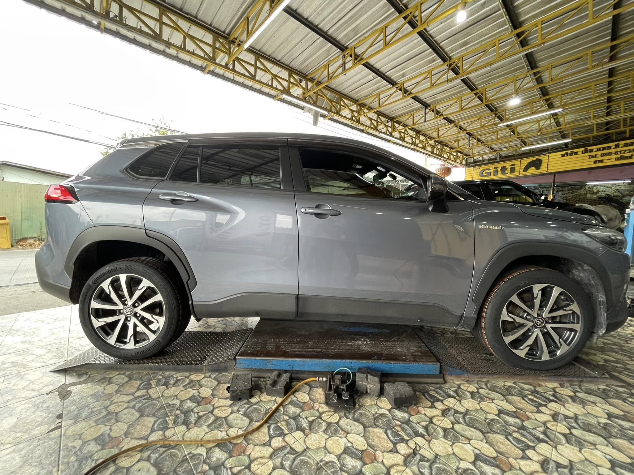 🛞❤️ #TOYOTA_CorollaCross 🚘เปลี่ยนยาง 🐘#Continental #MaxContactMC7 225/50R18