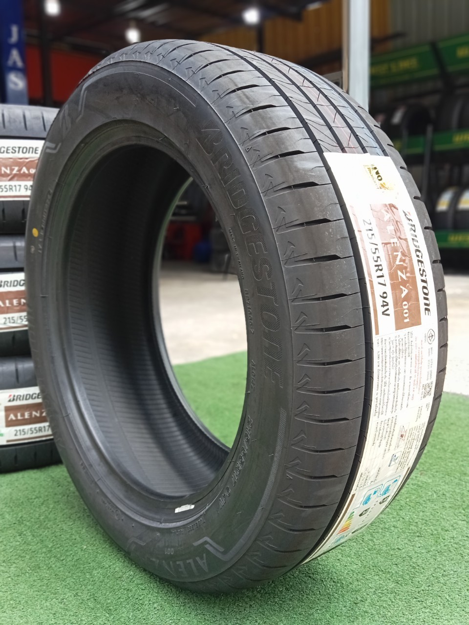 ยางใหม่ Bridgestone Alenza 001 215/55R17 ยางใหม่ปี2024