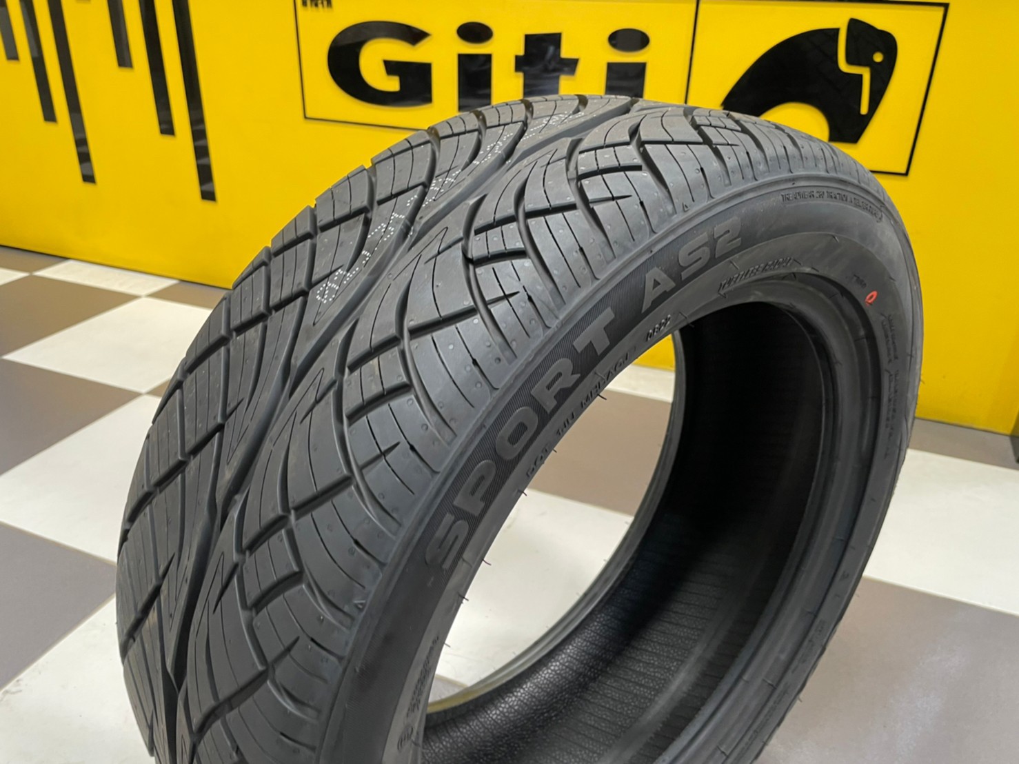 ยางใหม่ยางไทย สปอร์ตนุ่มหนึบ GOODRIDE AS2 235/50R18 เทรดเวย์280 ยางใหม่ปี2022