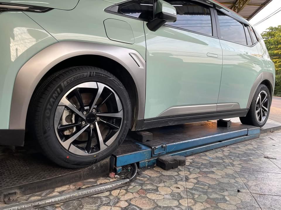 🙏 #ขอบพระคุณลูกค้ามากๆค่ะไว้วางใจใช้บริการเอ็มแอลออโต้แม็กซ์ 🚘 #AION_Y🛞 #OTANI #EK3000 215/55R17