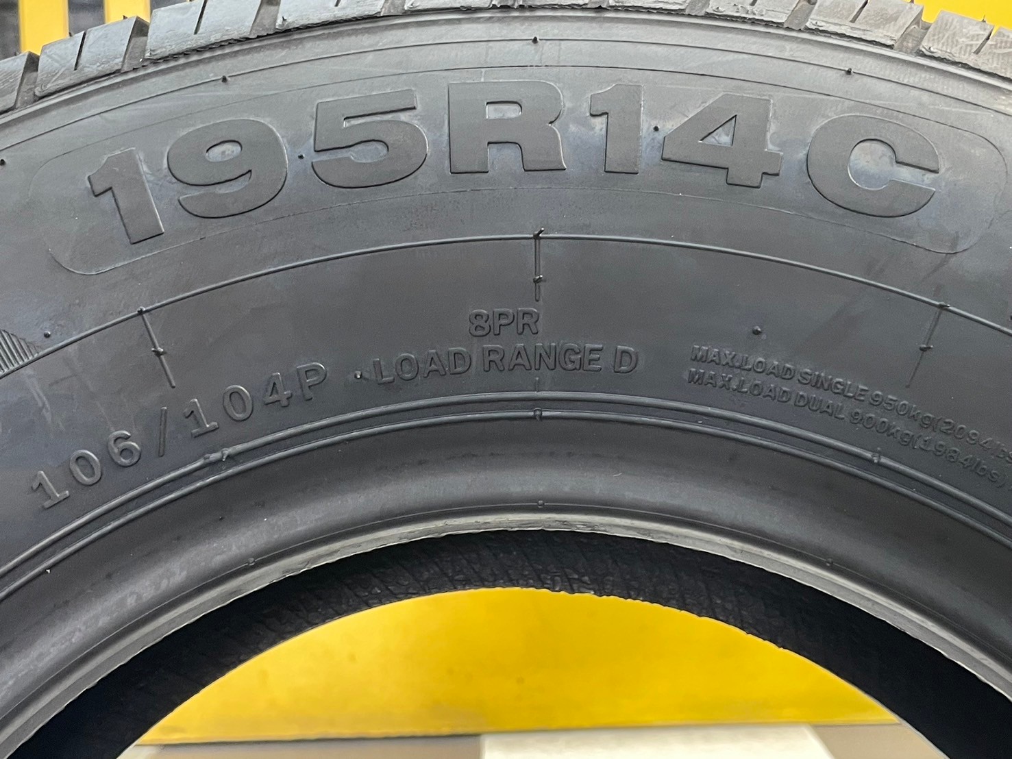 ยางหลิงหลง ยางผลิตไทย Linglong Vanplus 195R14 ยางใหม่ ปี2024