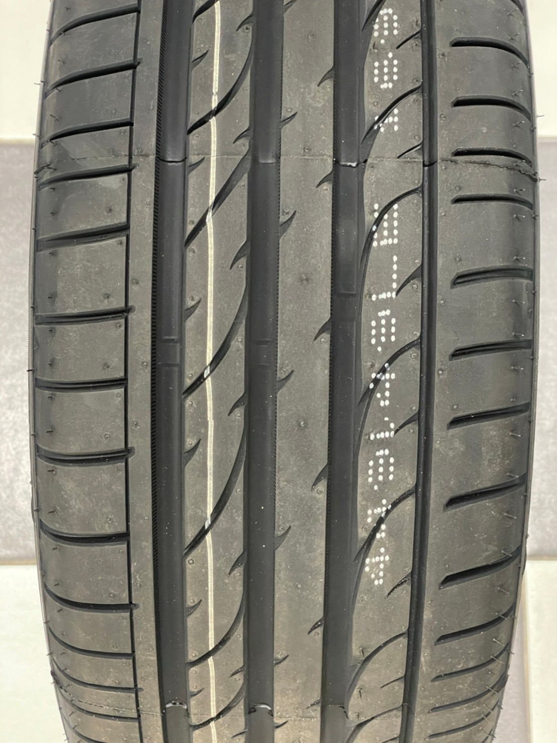 #OTANI KC2000 215/45R17 ยางใหม่ปี2023
