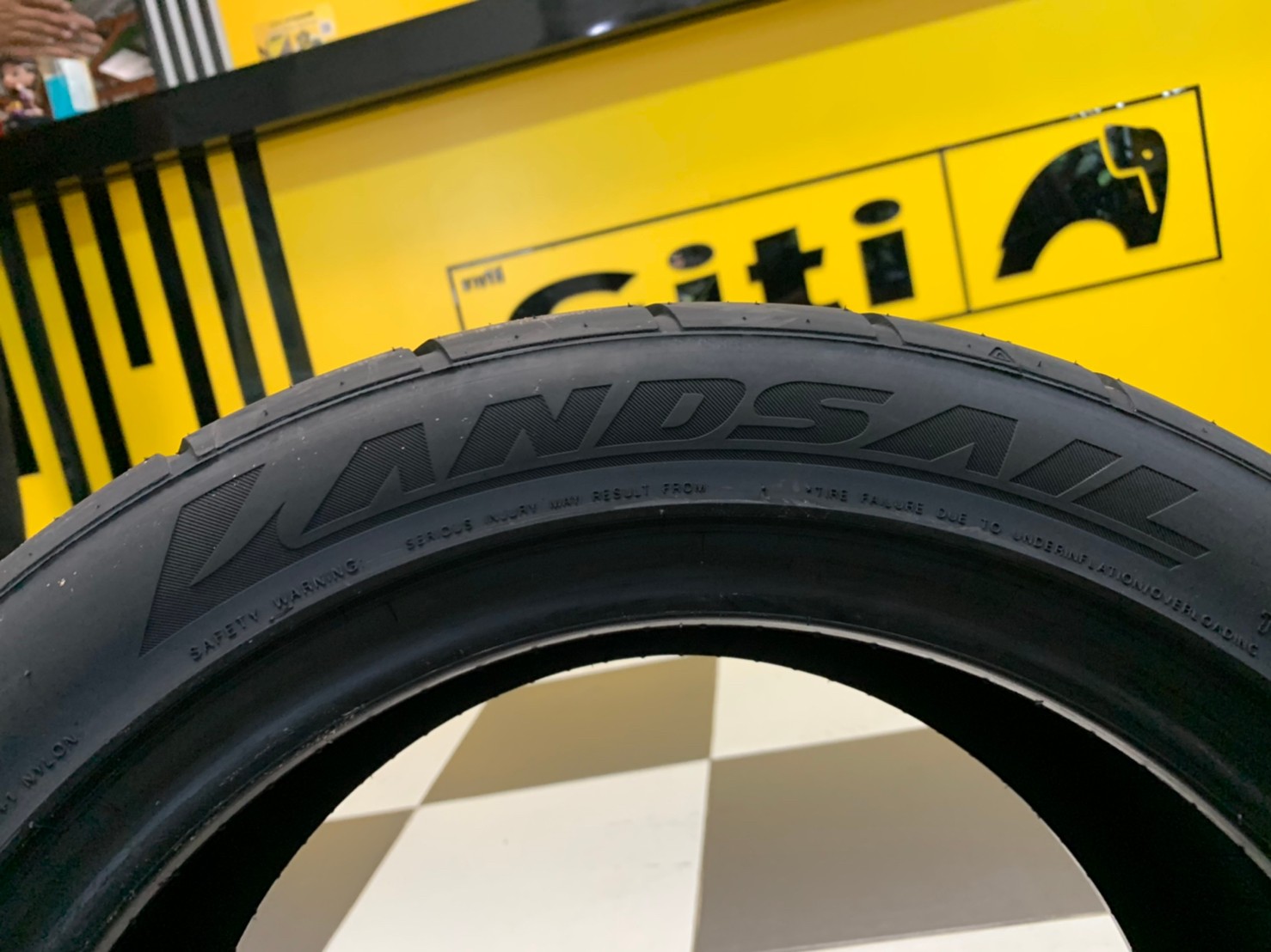 ยางลายซิ่ง 🔥🔥🔥Landsail RS009 195/50R15 👍 ยางใหม่ปี2021