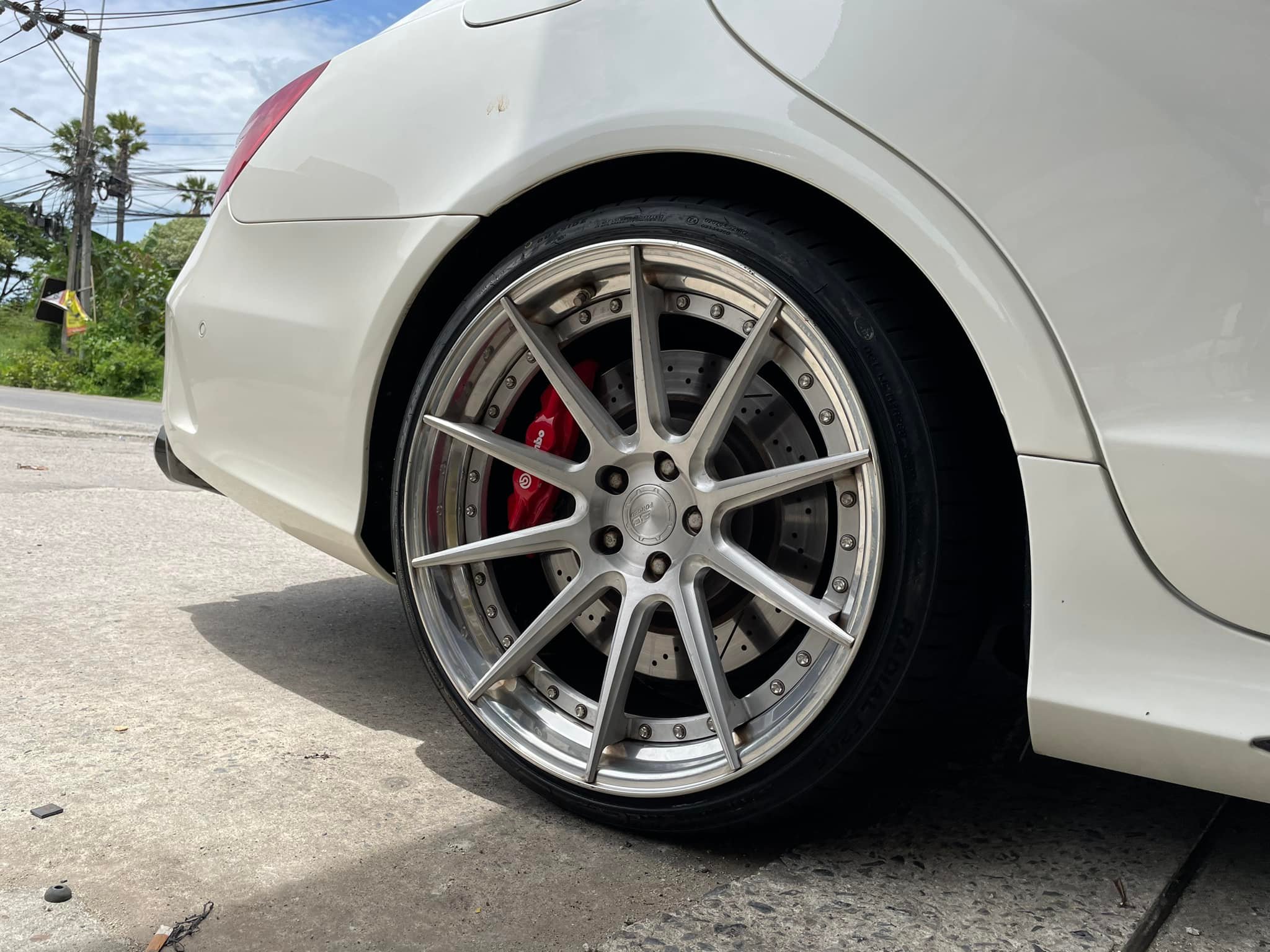 MINERVA F205 235/35R20 MINERVA F205 265/30R20