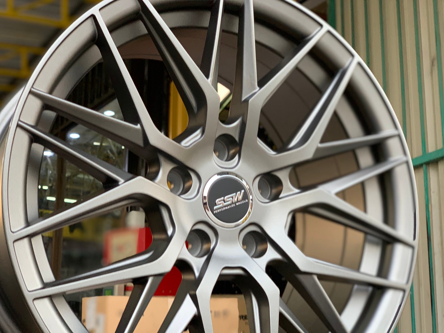 ล้อแม็กใหม่ขอบ17 Stamford Sport Wheels SSW 348 สีเทากัน