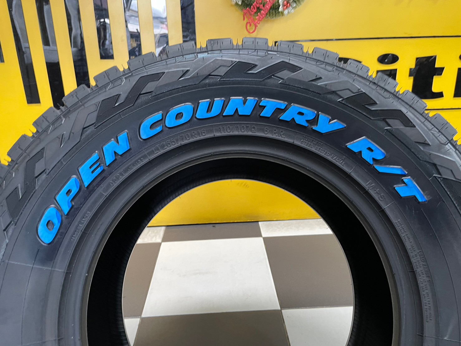 TOYO OPEN COUNTRY R/T 265/70R16 ยางใหม่ปี2023
