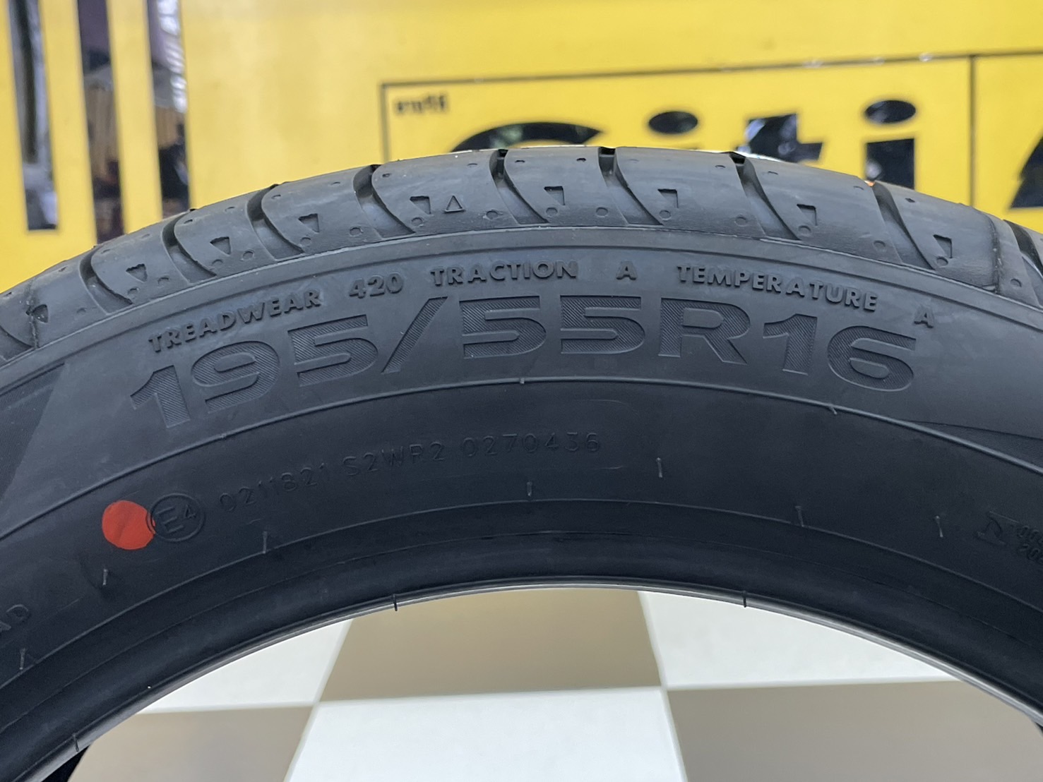 GT Radial FE2 195/55R16 ยางใหม่ปี2024