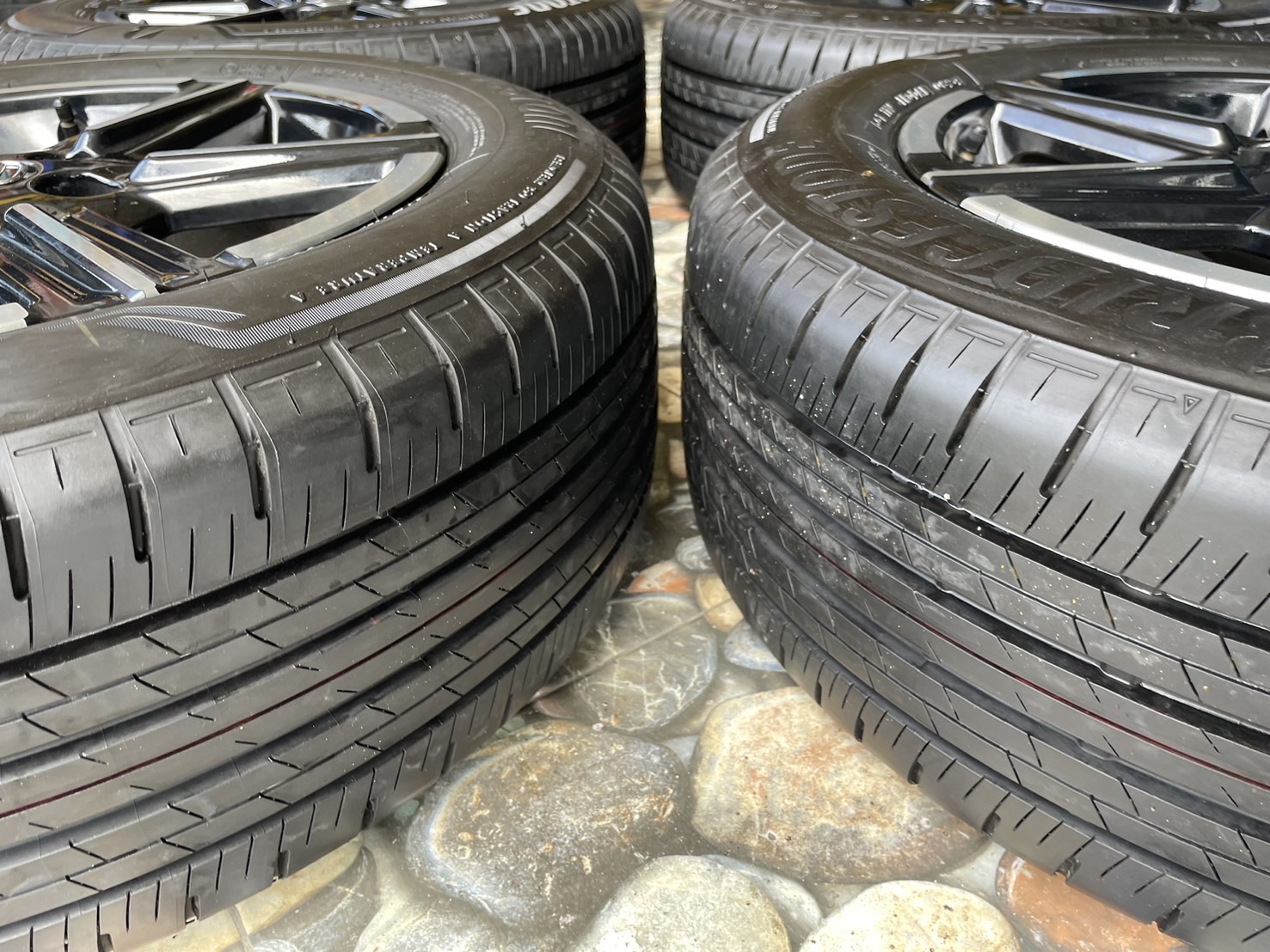 ล้อแม็กป้ายแดง HONDA HR-V ตัวท็อป รุ่นใหม่ล่าสุด ขอบ 17 ดำหน้าเงา สวยกริ๊บ พร้อมยาง #Bridgestone Alenza H/L33 215/50R17 ยางปี2024