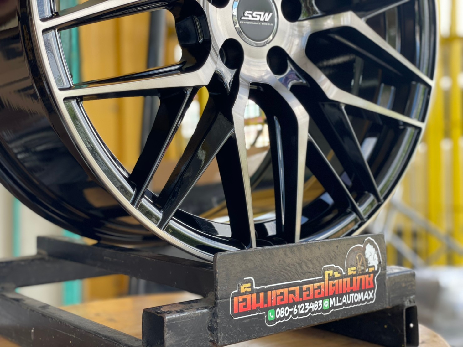 ล้อแม็กลายสวยหรู SSW Model348 สีดำหน้าสีชา ขอบ18 กว้าง8 5รู100