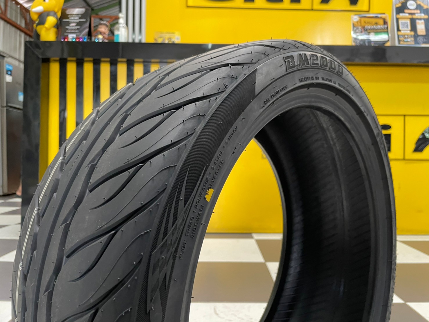 #OTANI BM2000 225/40R18