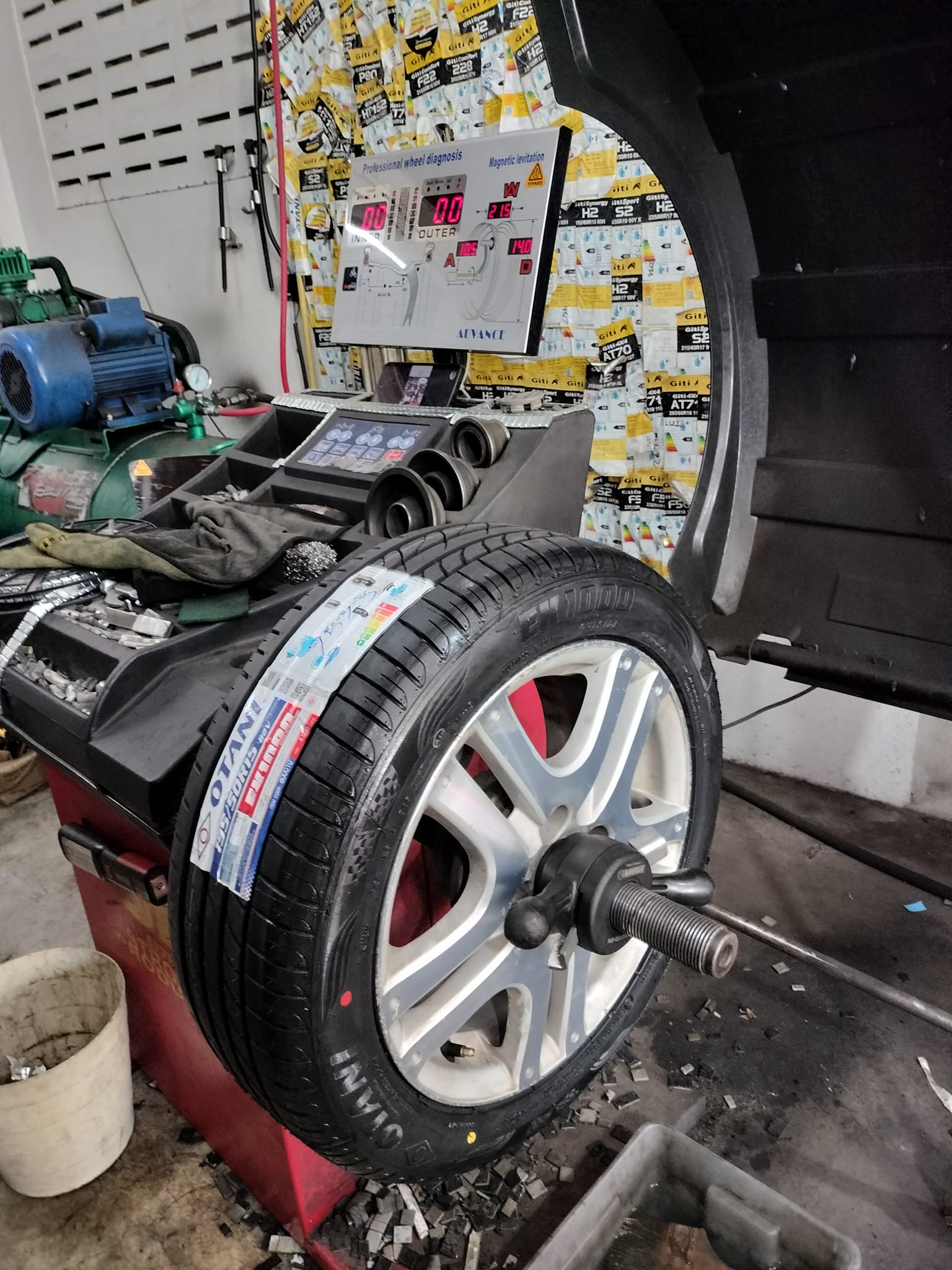 #HONDA_JAZZ #OTANI_EK1000_195/50R15