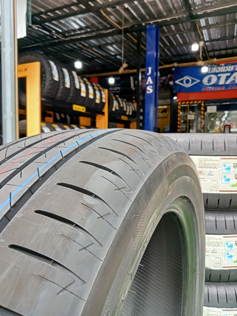 ยางใหม่ Bridgestone Alenza 001 215/55R17 ยางใหม่ปี2024