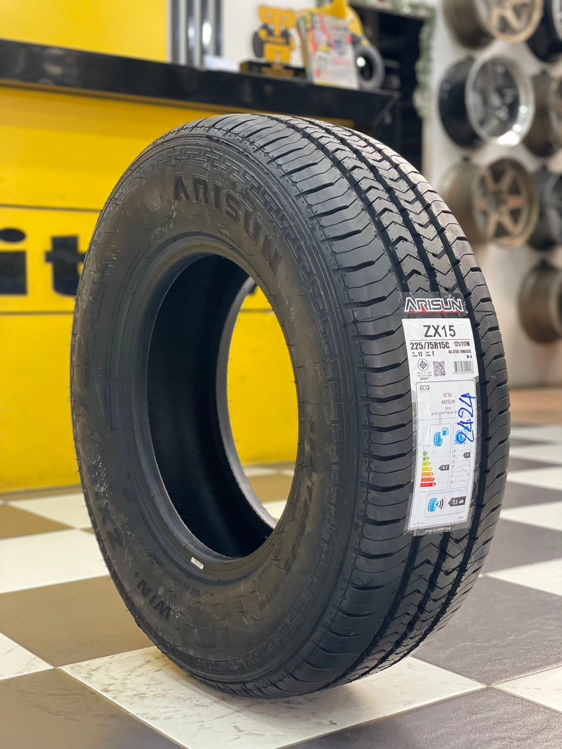 ยาง Arisun ZX15 225/75R15 ยางใหม่ปี2024 คุ้มค่า ทนทาน ผ้าใบ12ชั้น