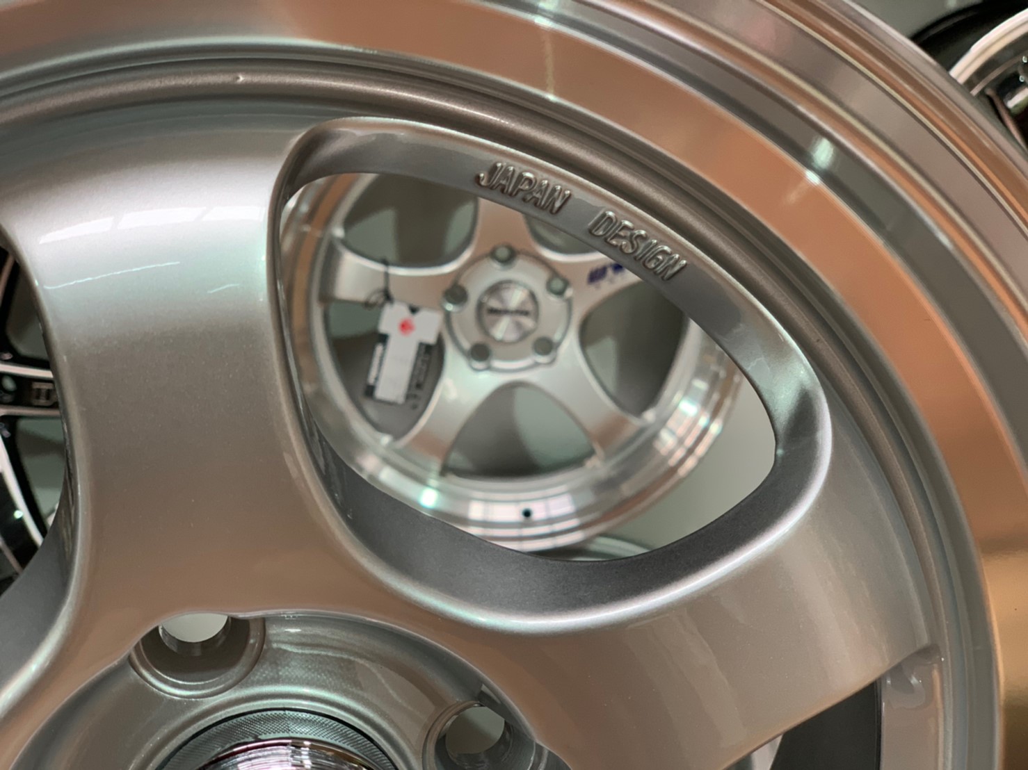 ล้อแม็กใหม่ S1R ขอบ15 4รู100 กว้าง7 ออฟ35 สีบรอนซ์ขอบเงา