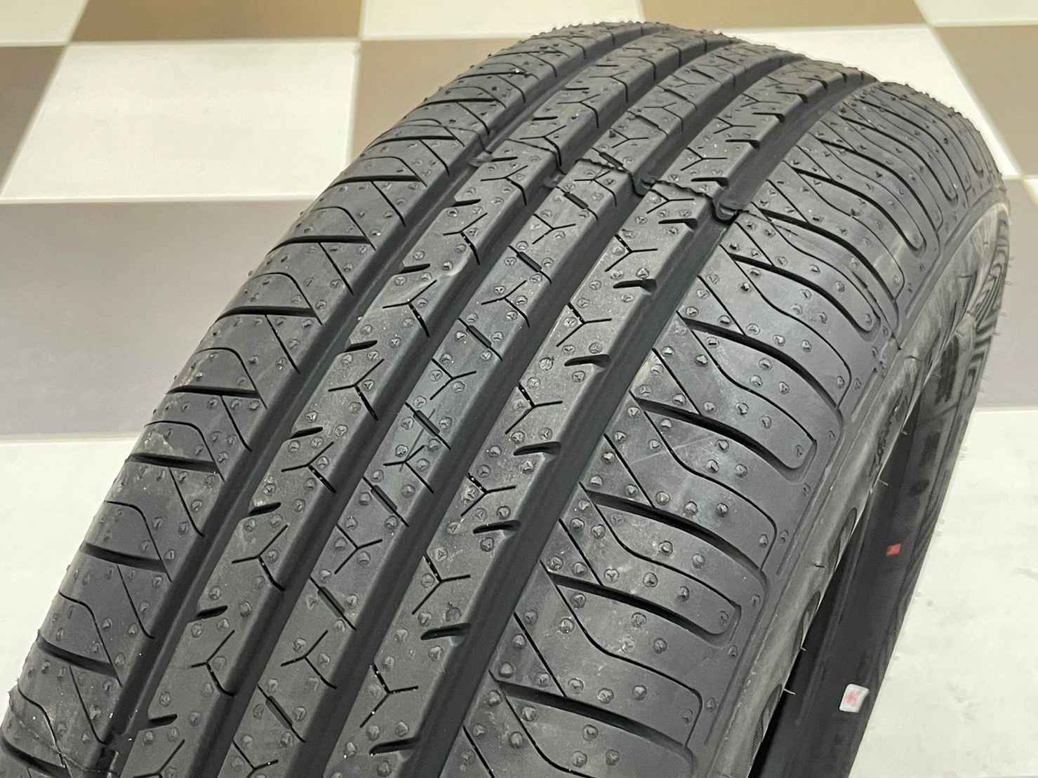 #GOODYEAR Assurance DuraPlus 2 205/65R15 ยางใหม่ปี2024
