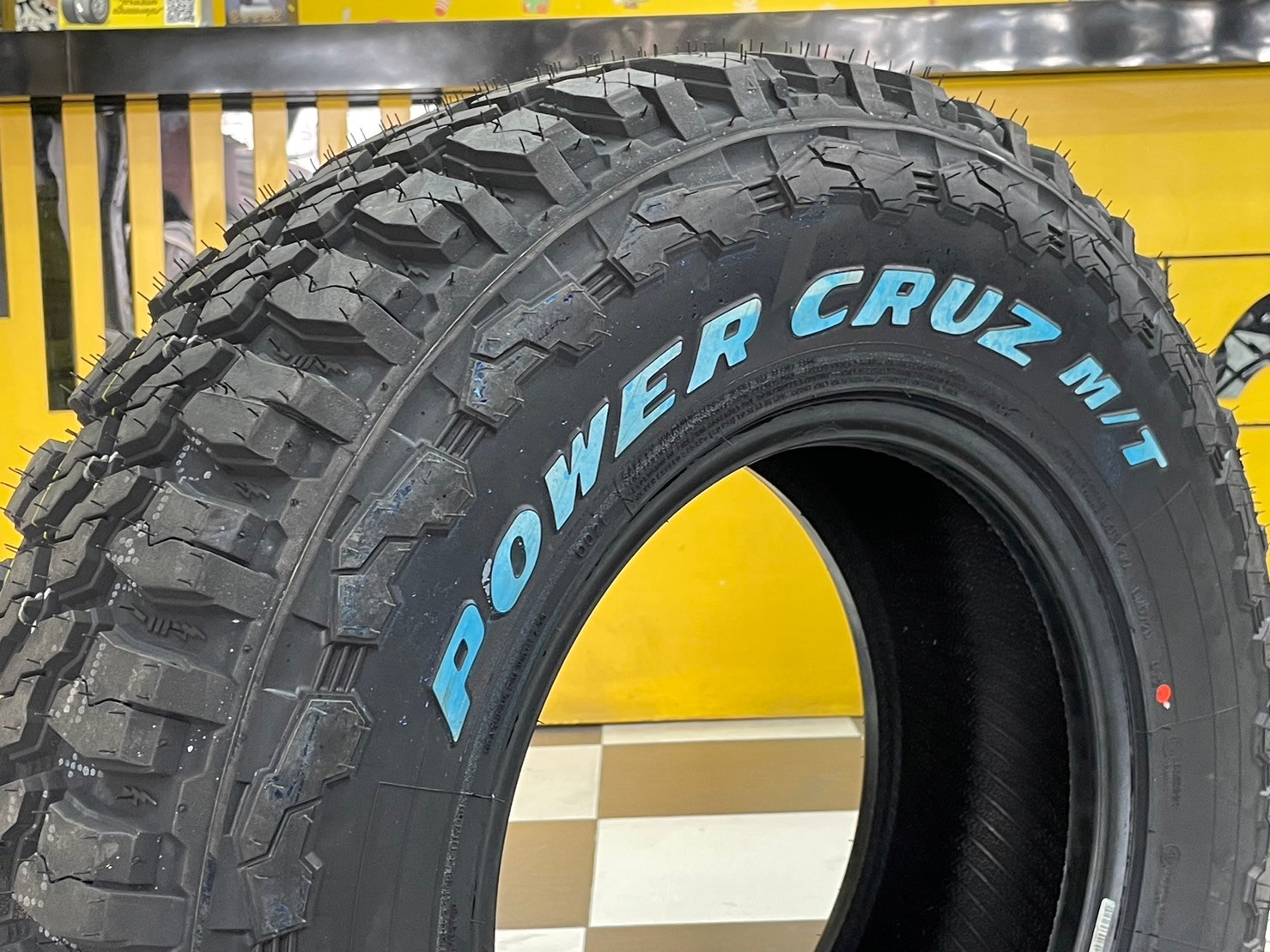 ยางใหม่ 245/75R16 Deestone Power Cruz รุ่น MUD TERRAIN - MT431 (แก้มขาว) ยางใหม่ปี2024