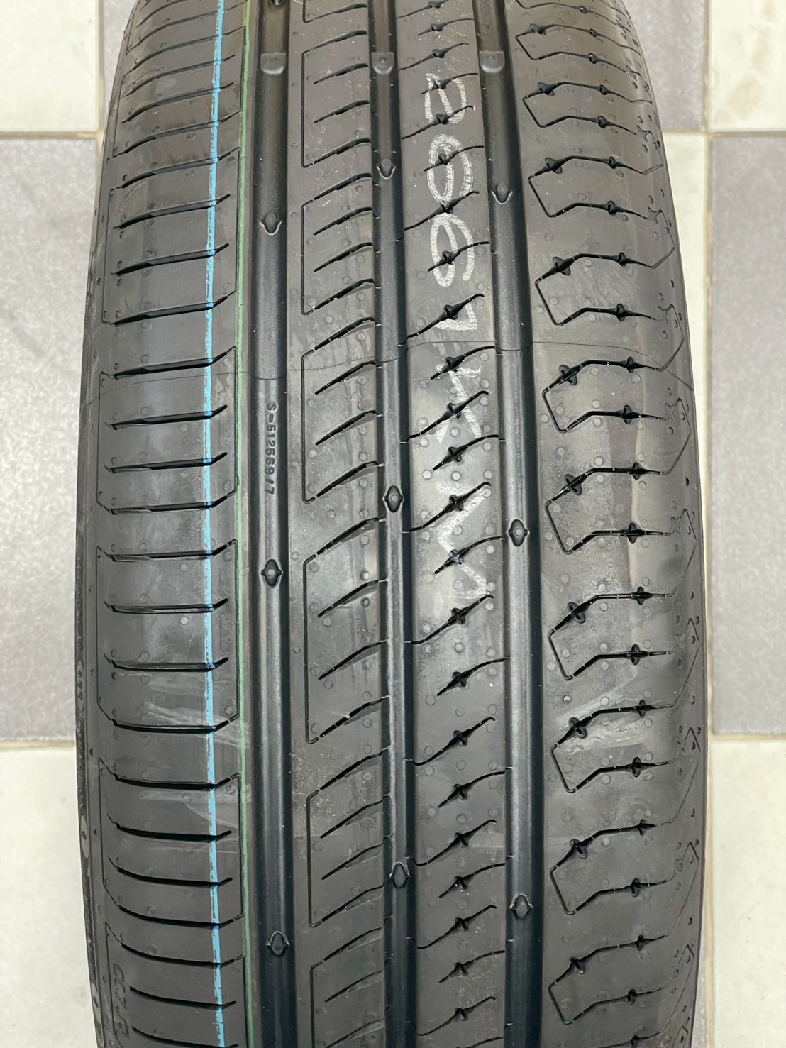 ยาง Continental ComfortContact CC7 ขนาด 185/55R16 ยางใหม่ปี2025
