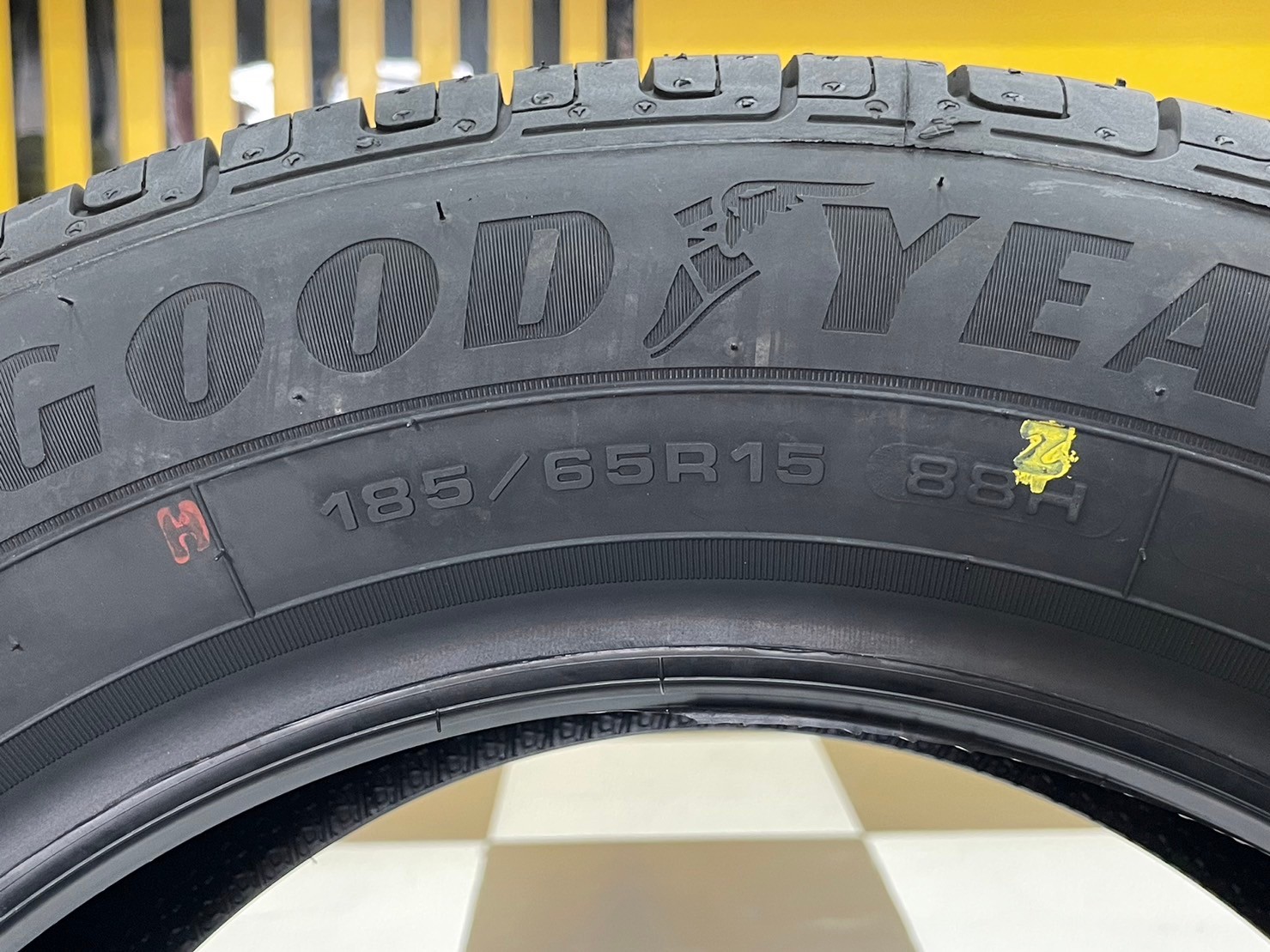 #GOODYEAR Assurance DuraPlus 2 185/65R15 ยางใหม่ปี2024