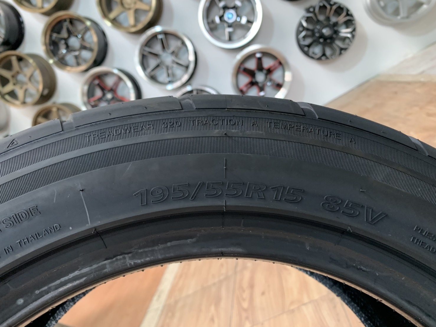 Lansail Rs009 195/55R15 ยางสปอร์ตลายซิ่ง คุณภาพดี