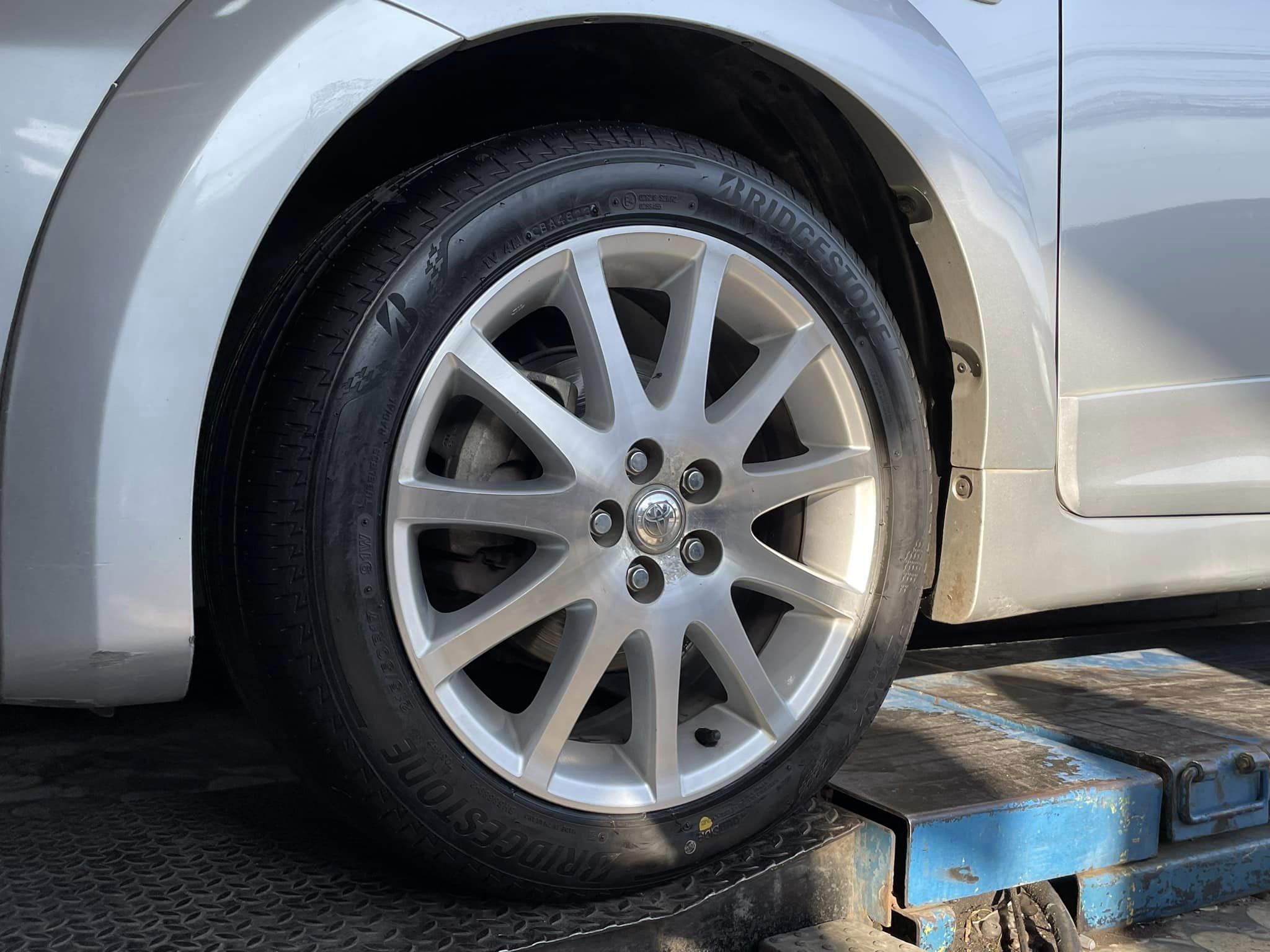 TOYOTA_WISH❗️ เปลี่ยนยาง🛞 #Bridgestone_TuranzaT005a 215/50R17