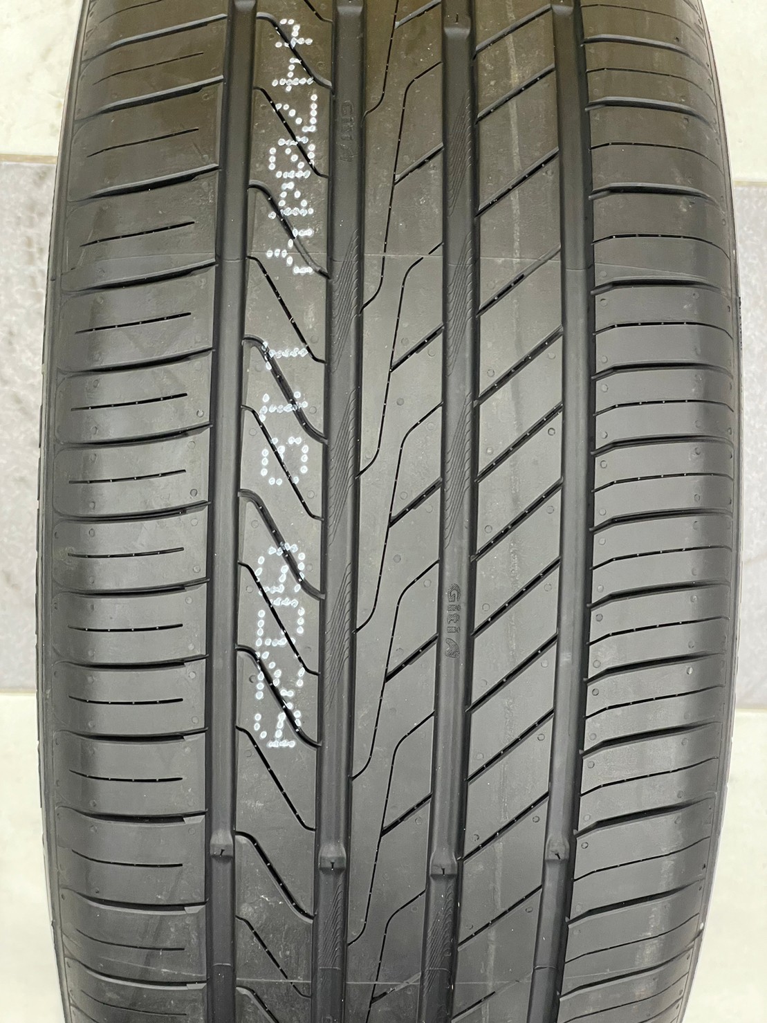 ยางใหม่ GITI Control P10 215/45R18 ยางใหม่ปี2023