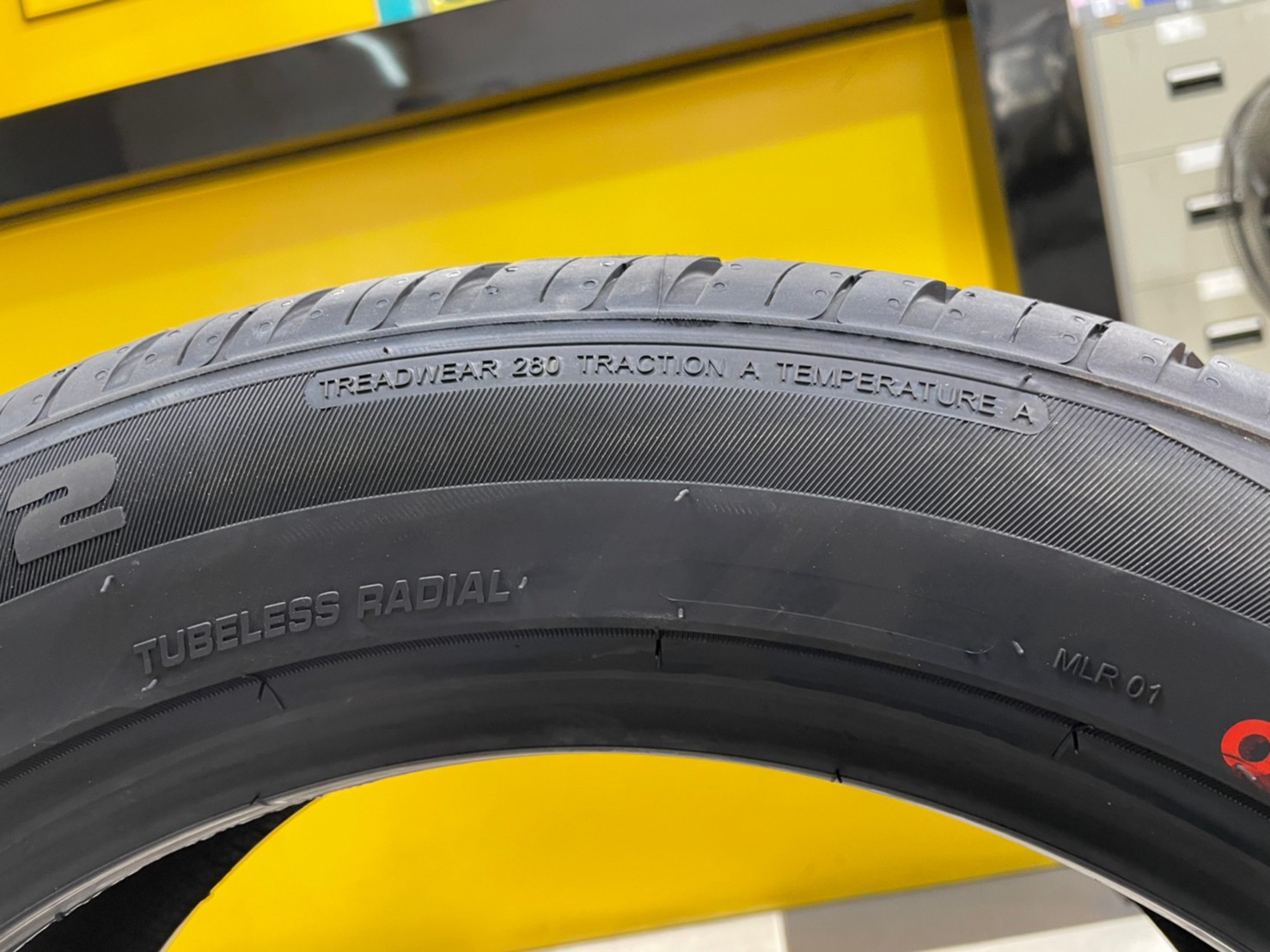 ยางใหม่ยางไทย สปอร์ตนุ่มหนึบ GOODRIDE AS2 235/50R18 เทรดเวย์280 ยางใหม่ปี2022