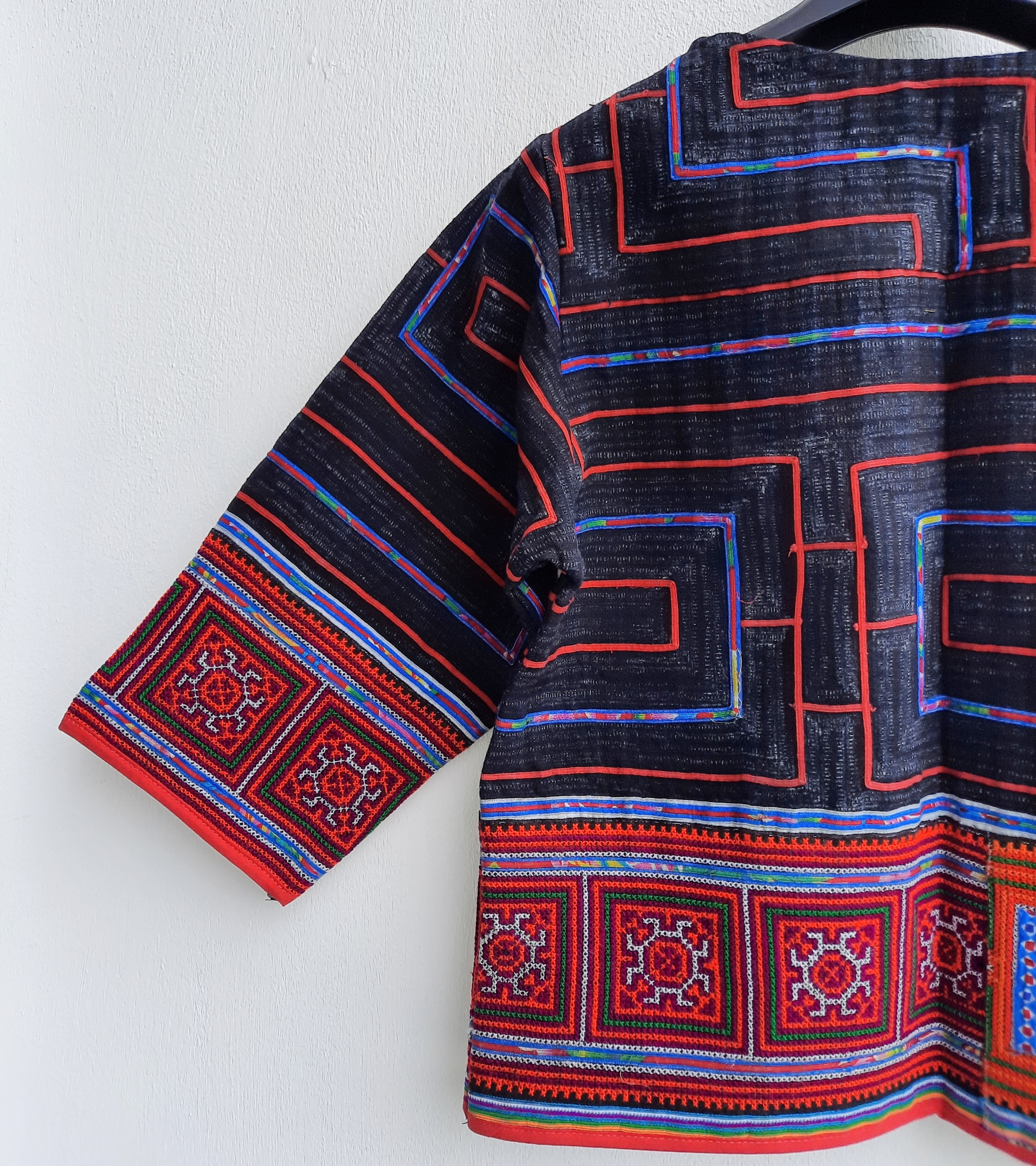 เสื้อแขน3ส่วน ผ้าเชิงส้ม ลายพระอาทิตย์