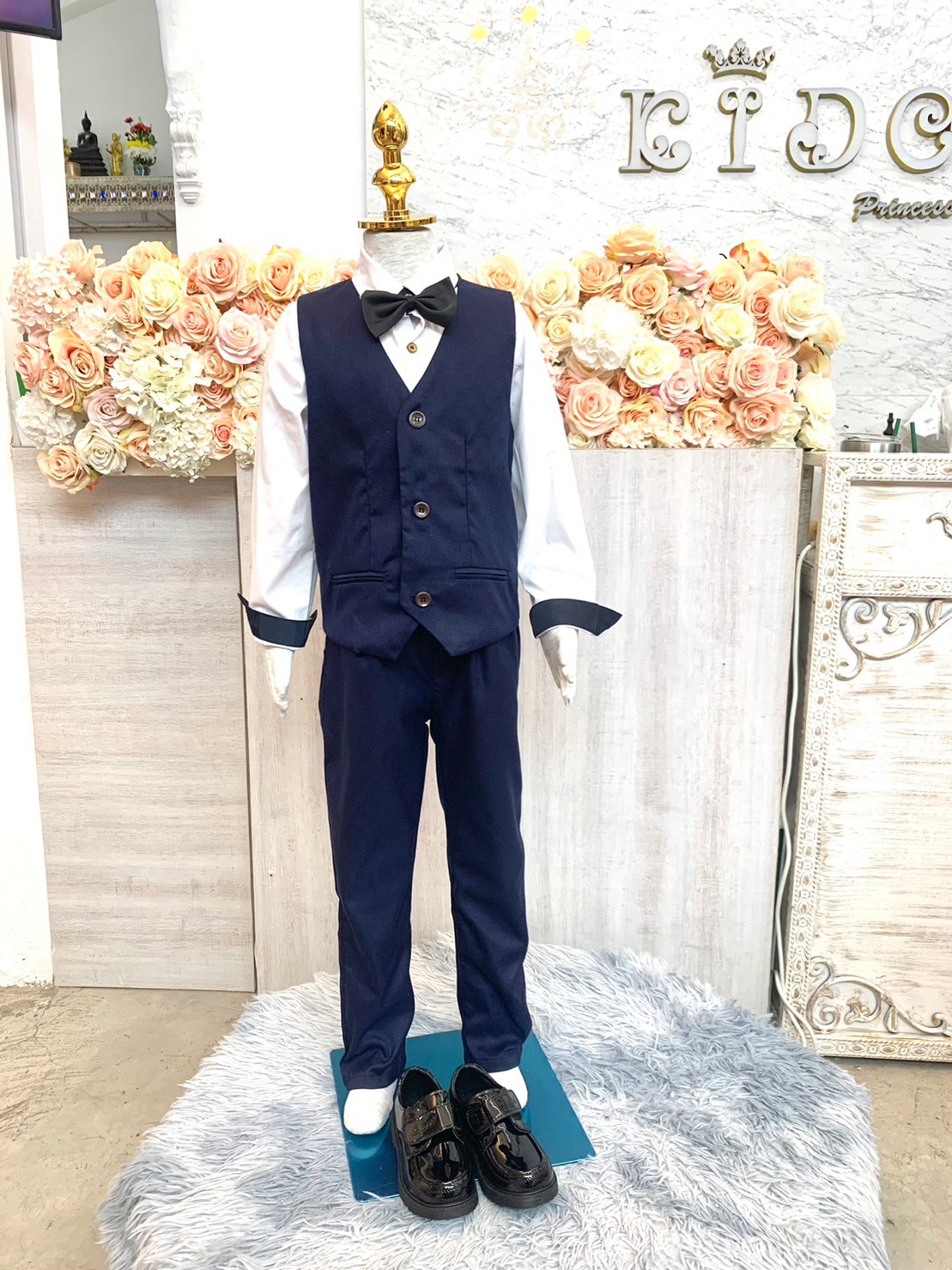 สูทเด็กผู้ชาย(หน้าร้านอยู่รัชดา ลองได้ถ่ายรูปจากชุดจริง)S134สีน้ำเงินฟ้าเซ็ตสูท5ชิ้น สูท เสื้อเชิ้ต กั๊ก กางเกง หูกระต่าย