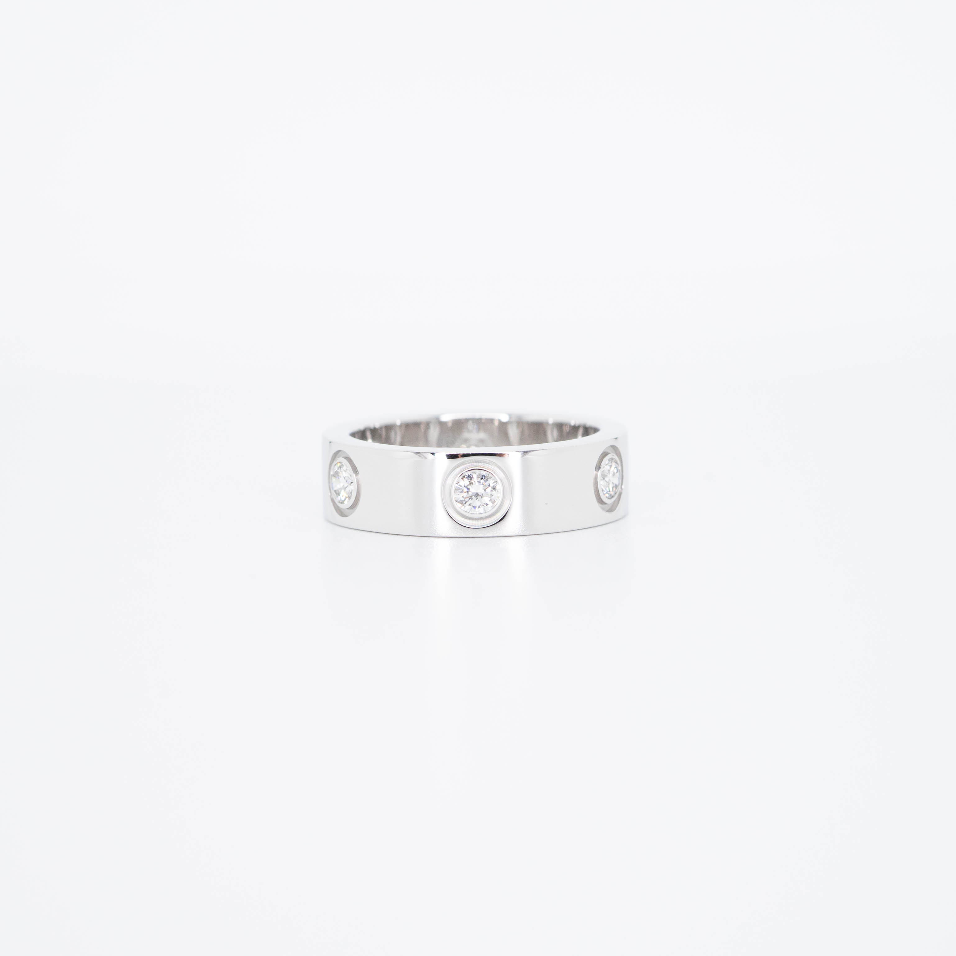 แหวน Cartier Love 6Diamonds Ring ทองขาว18K ไซส์ 49# (Used)