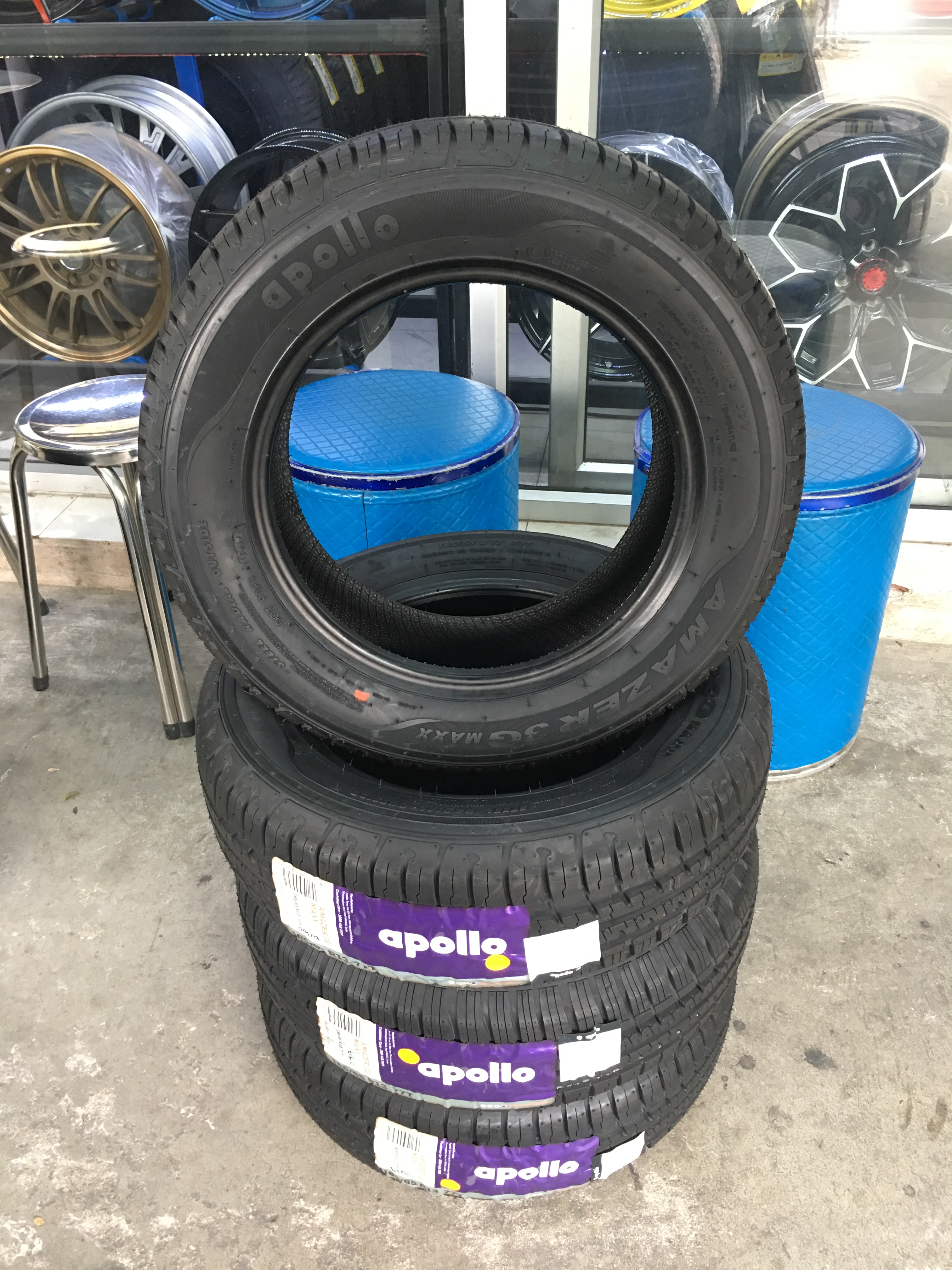 ยางใหม่ Apollo Amazer 3G Maxx ยางปี17 เส้น1,350 บาท