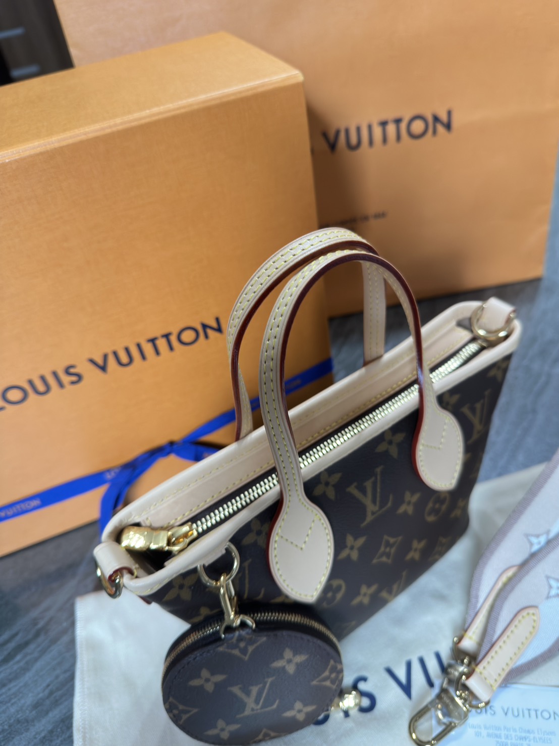 LV Neverfull BB มือสอง