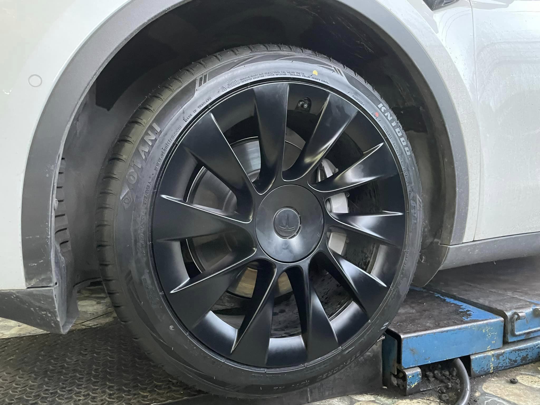 TESLA_MODEL Y #OTANI #KN1000 255/40R20