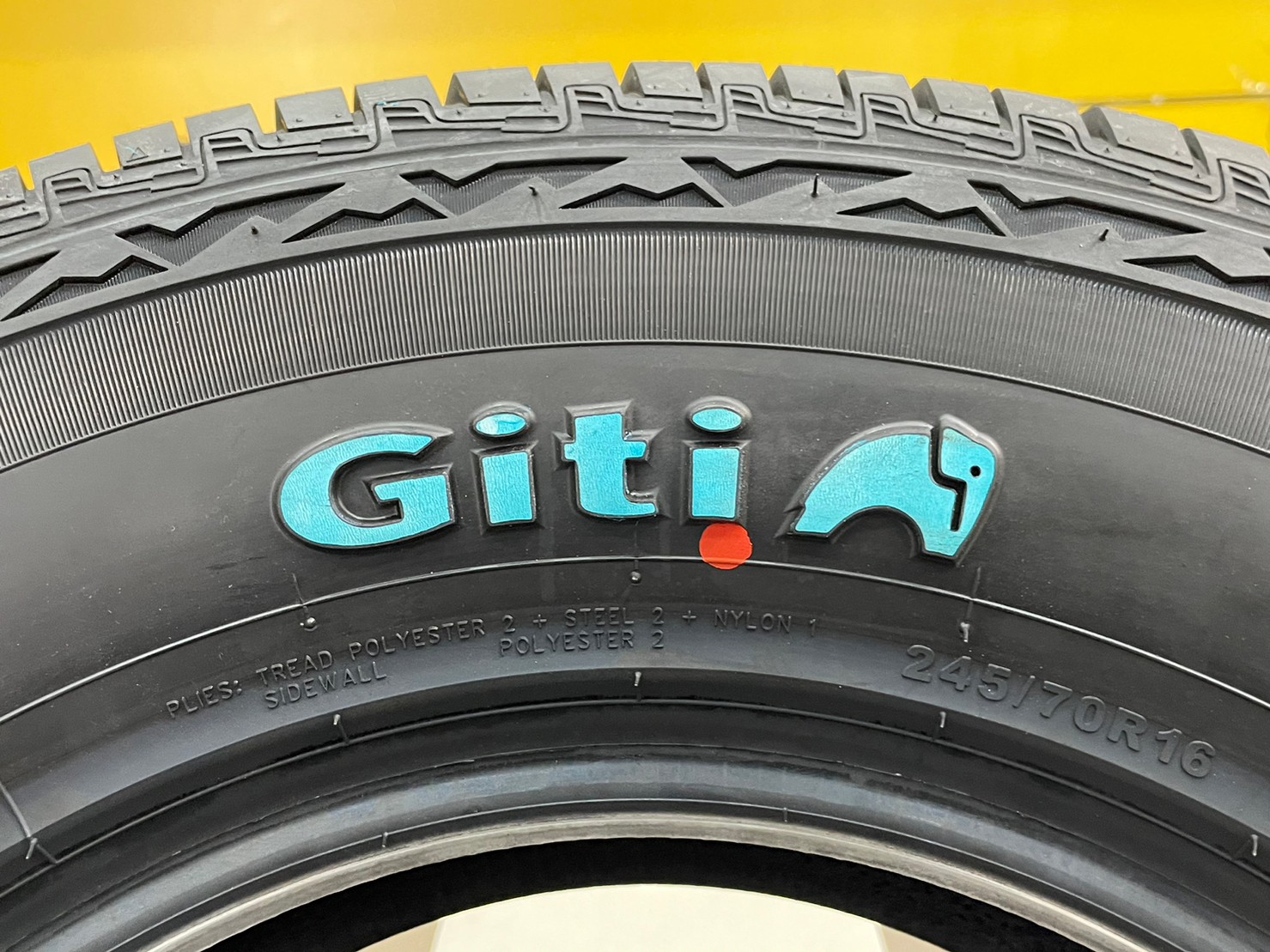 245/70R16 GITI 4x4 HT152 ยางทางเรียบตัวหนังสือสีขาว นุ่มเงียบ ยางรถยนต์คุณภาพดี สมรรถนะสูง ยางใหม่ปี2023