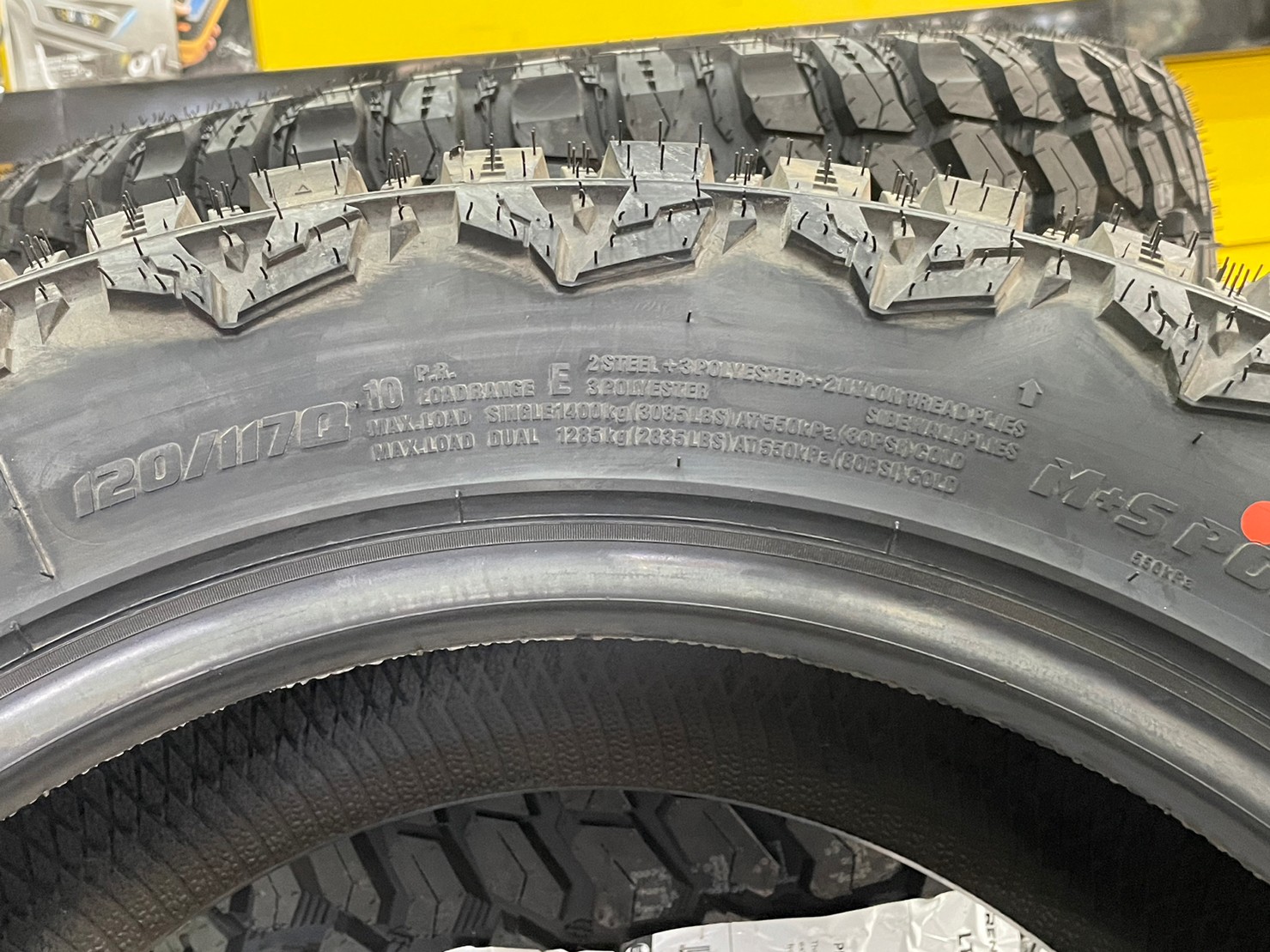 275/55R20 ยาง RADAR Renegade R/T ยางใหม่ปี2023 (โปรโมชั่นพิเศษ)