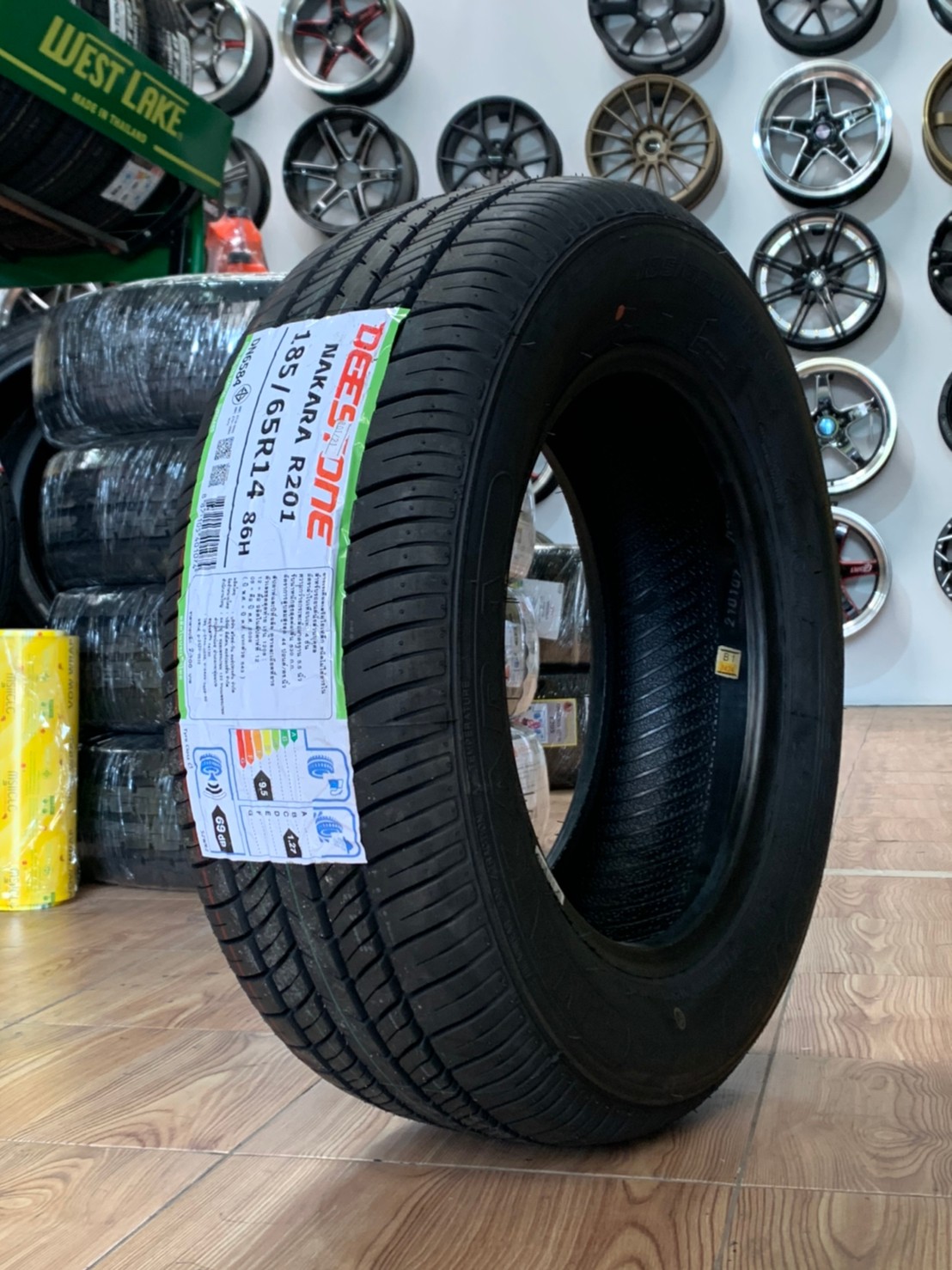185/65R14 Deestone NakaraR201 ยางใหม่ปี2021 ยางลายสปอร์ต ยางไทยคุณภาพดี