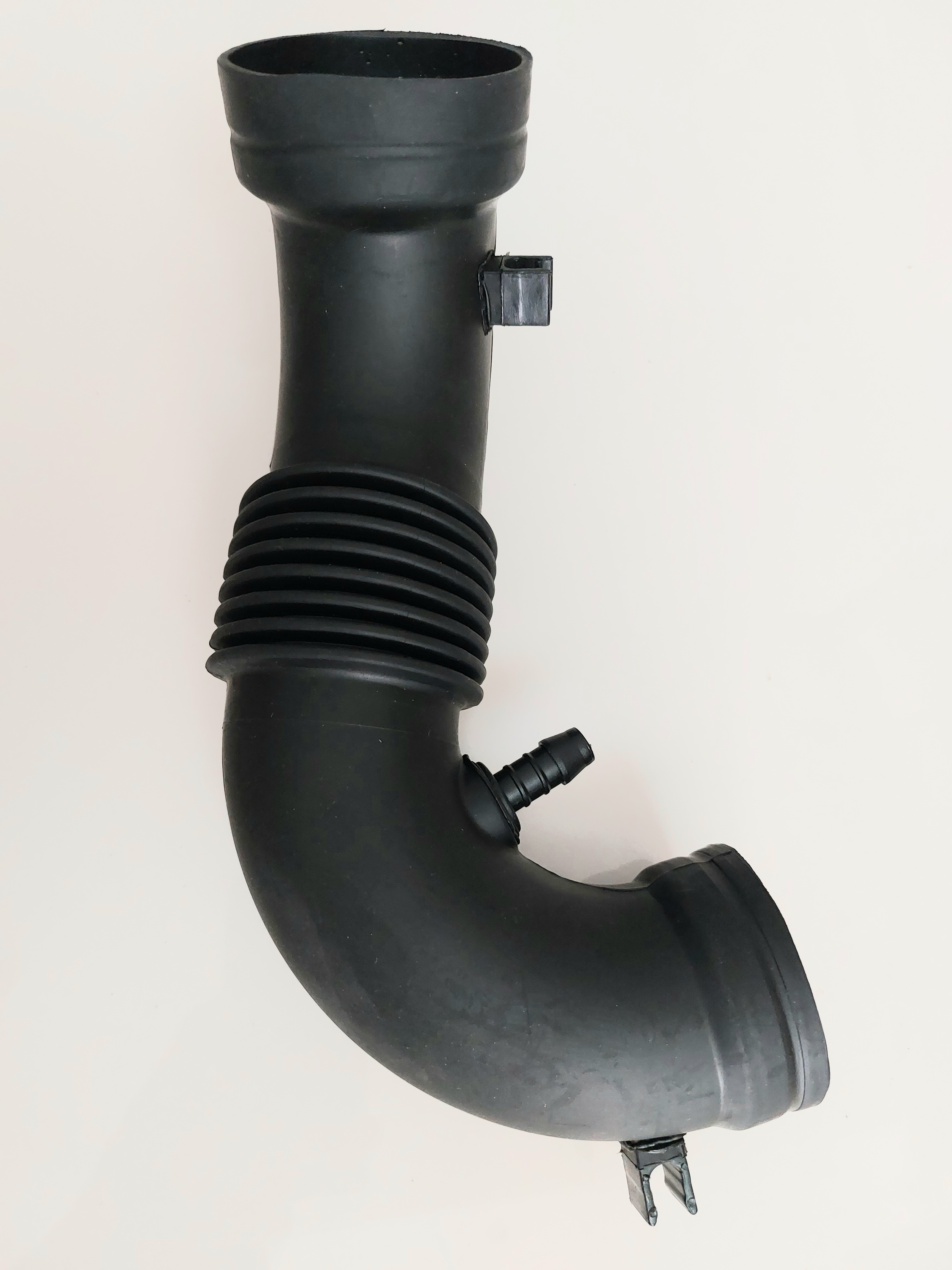 ท่อกรองอากาศ MG6