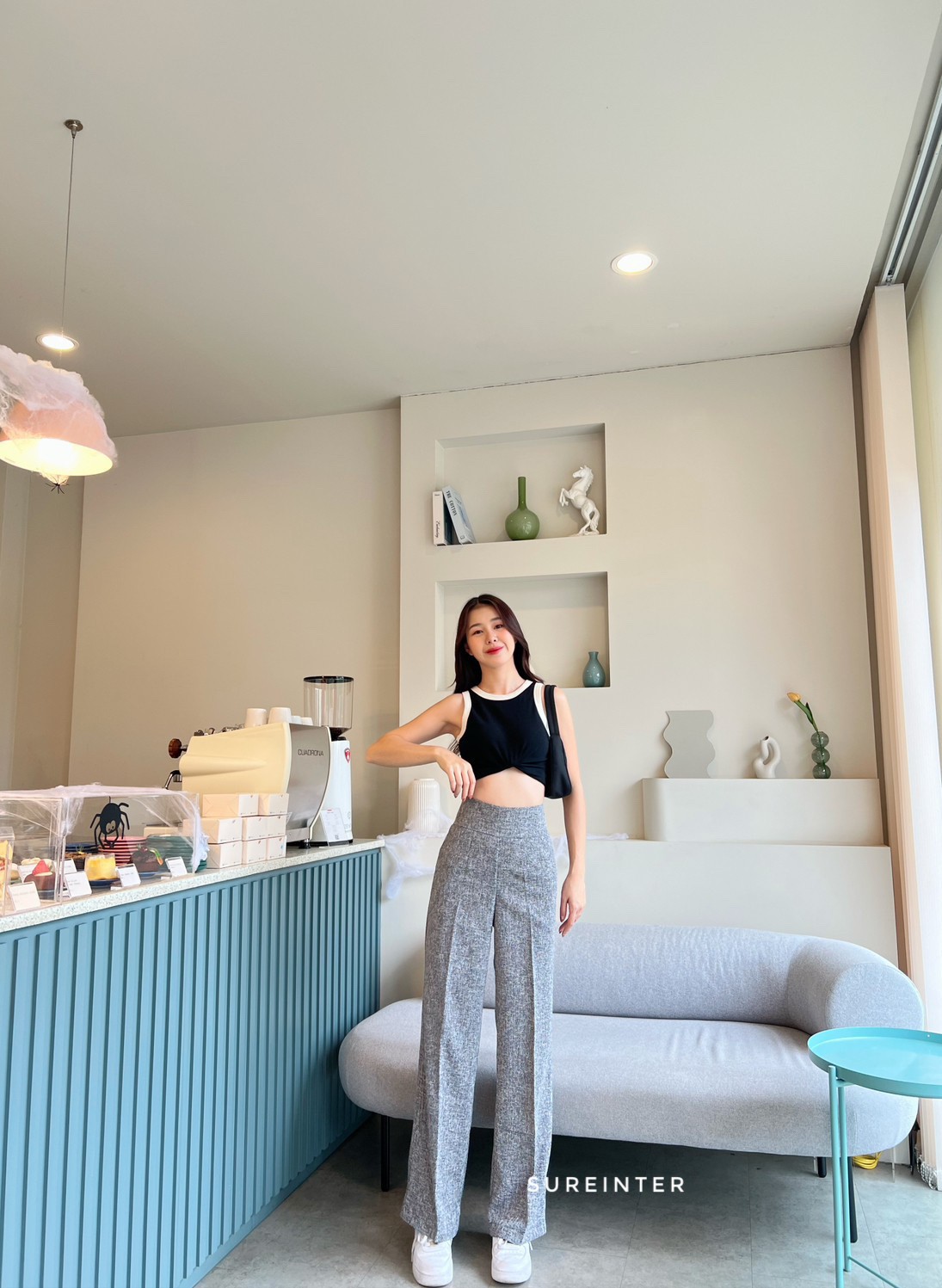 กางเกงทรงกระบอกกลาง ขอบ3นิ้ว ซิปซ่อนด้านหลัง ผ้าชาเนล นิ่ม หนา