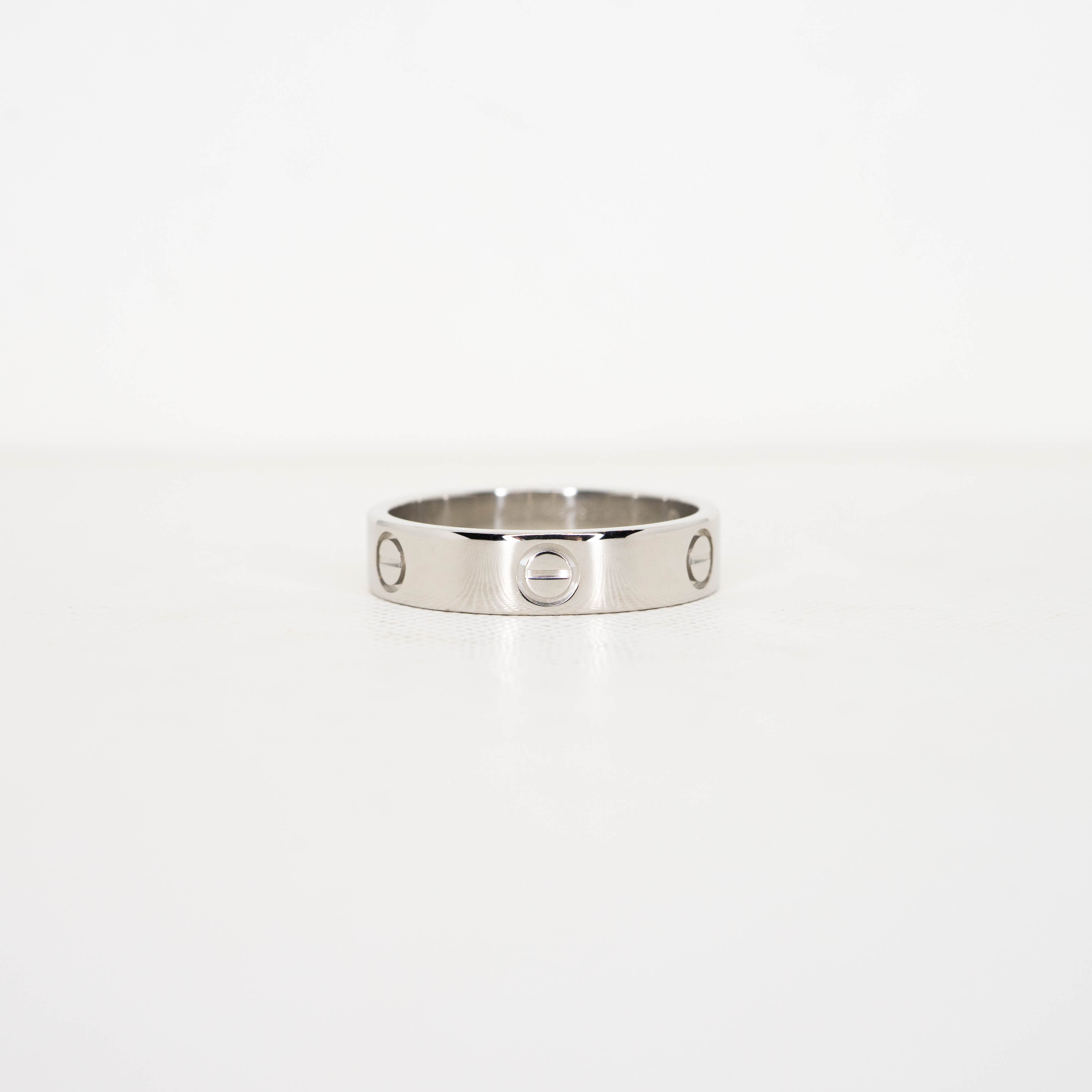 แหวน Cartier Love Platinum950 ไซส์ 64# (Used)