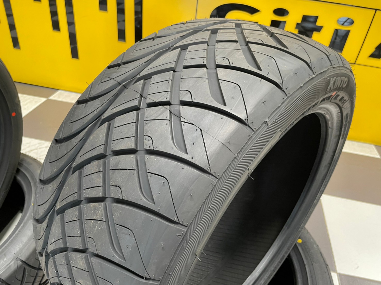 KINTO V36 245/45R18 275/40R18 ยางใหม่ปี2023